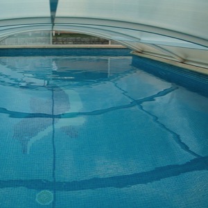 Výroba zastřešení a zakrytí bazénů