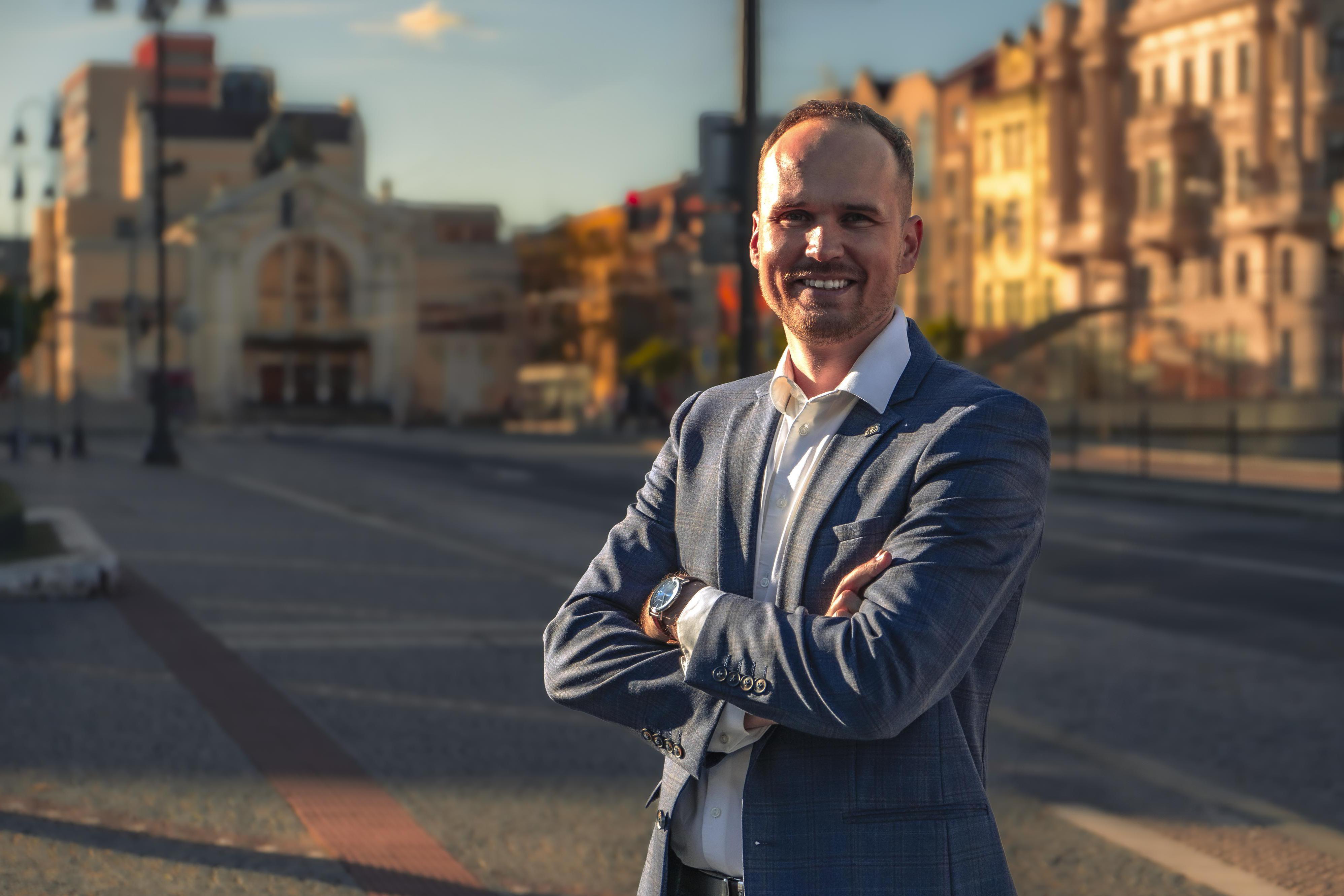 Jiří Kovář - Hypotéky & Finance