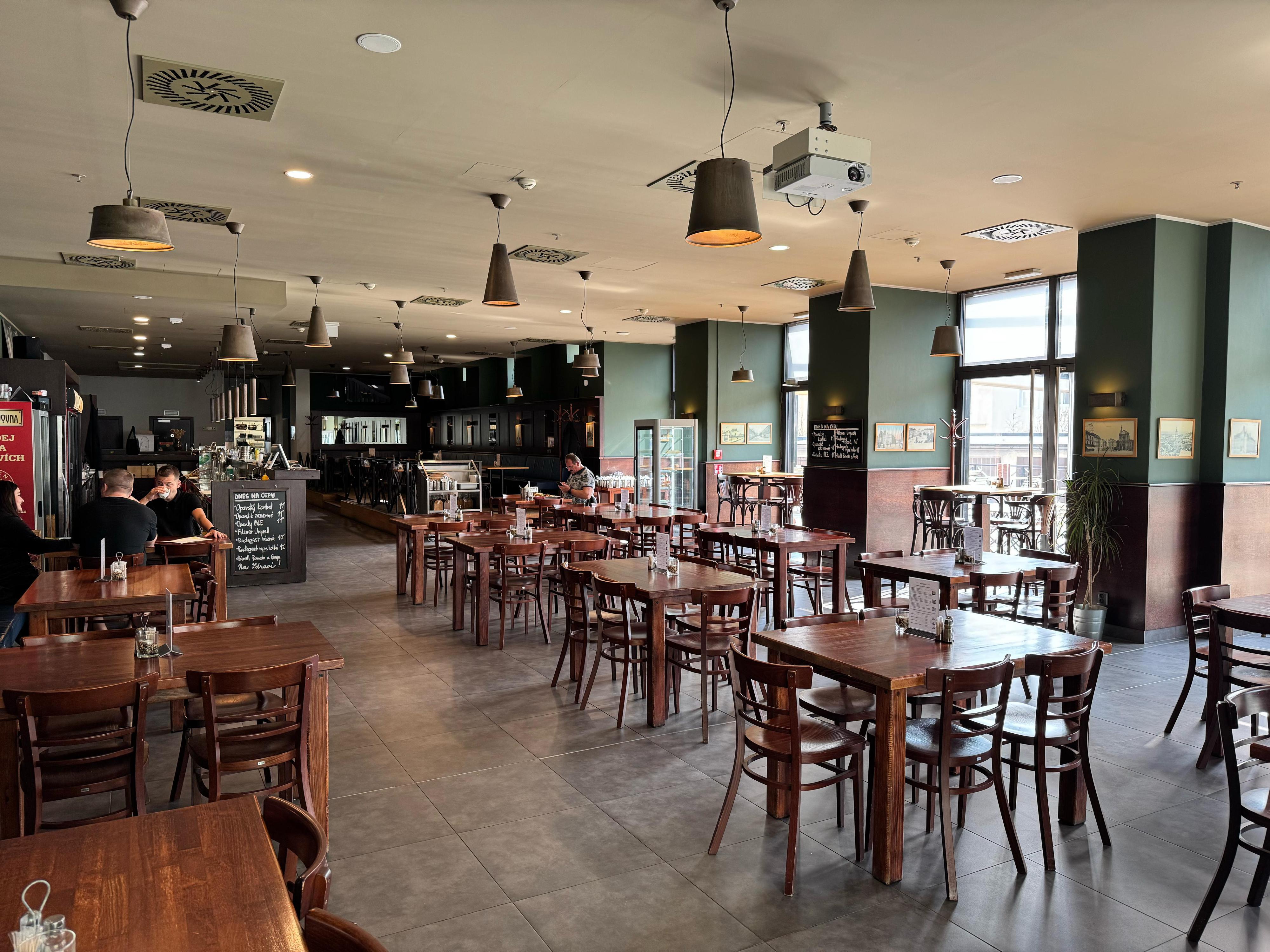 Restaurace a Minipivovar Nová sladovna foto 4