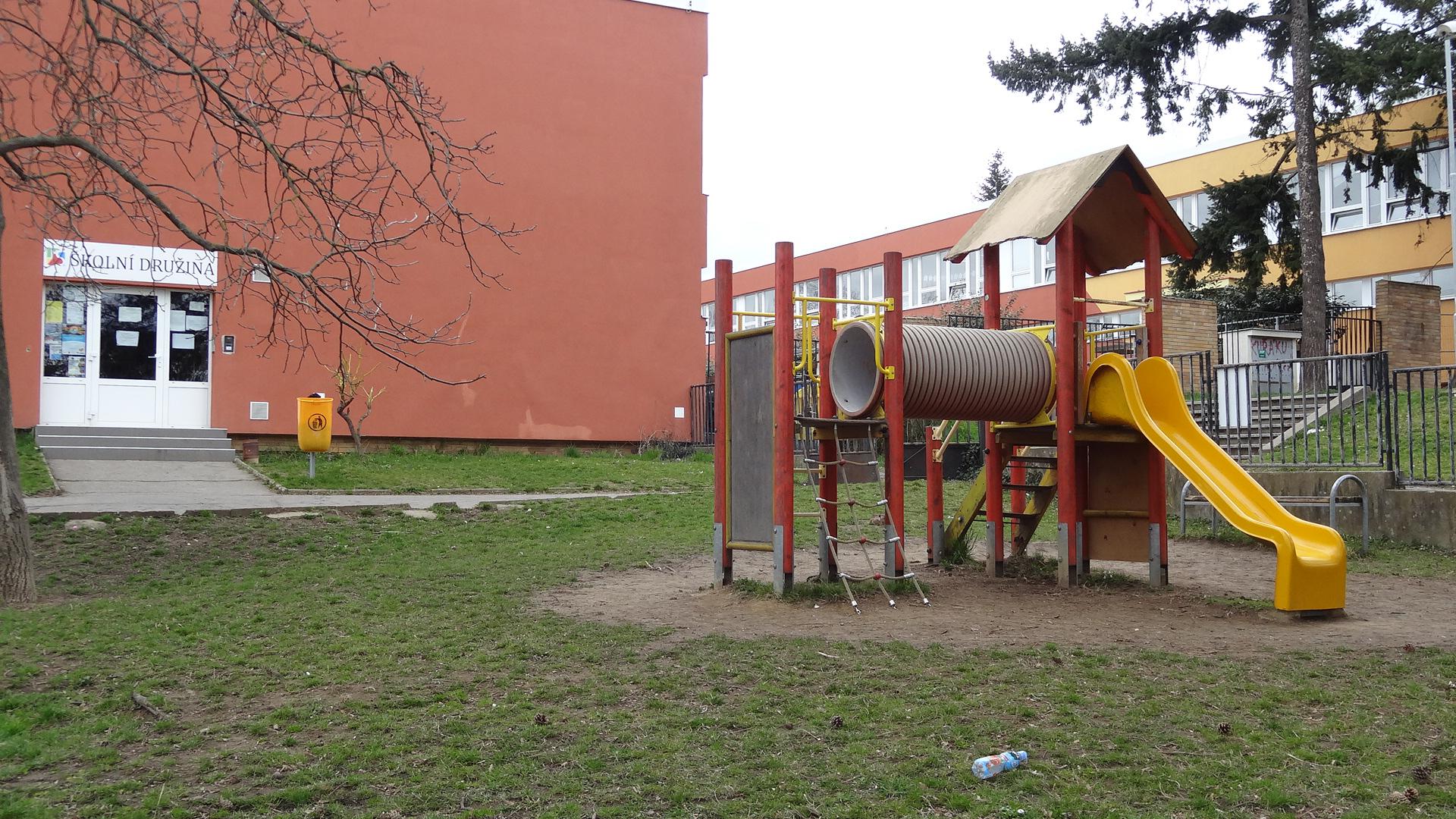 ZŠ a MŠ Brno, nám. Svornosti 7, p.o. foto 2