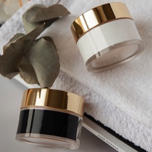 Sellers of French cosmetics