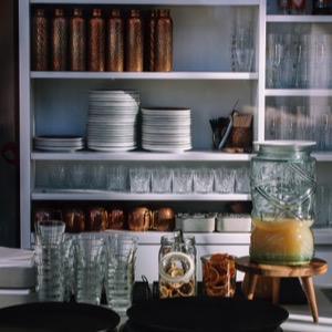 Prodej kuchyňského nádobí a náčiní