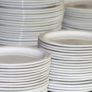 Glass and porcelain wholesalers