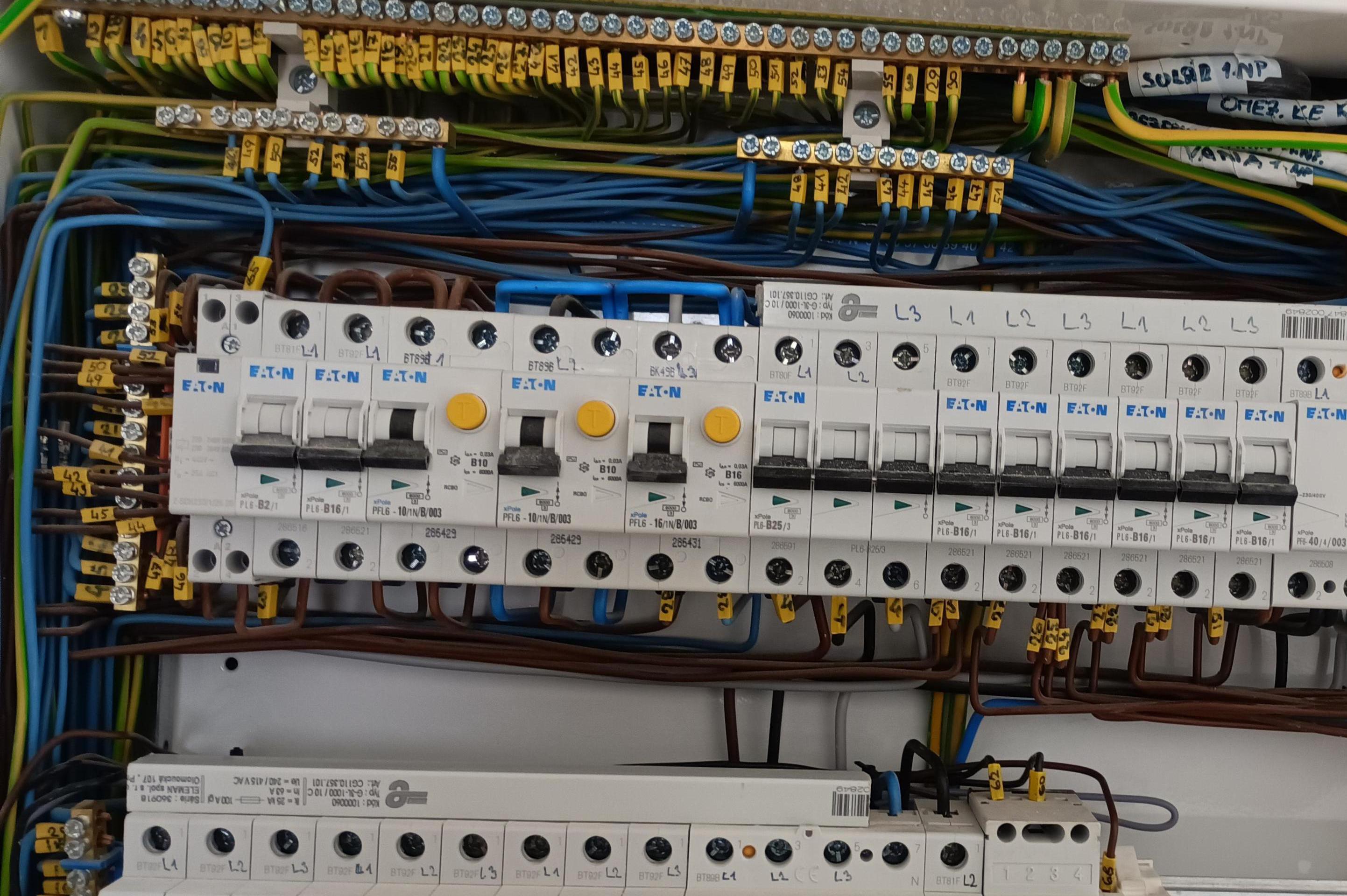 Ladislav Hruška - Elektroinstalační práce