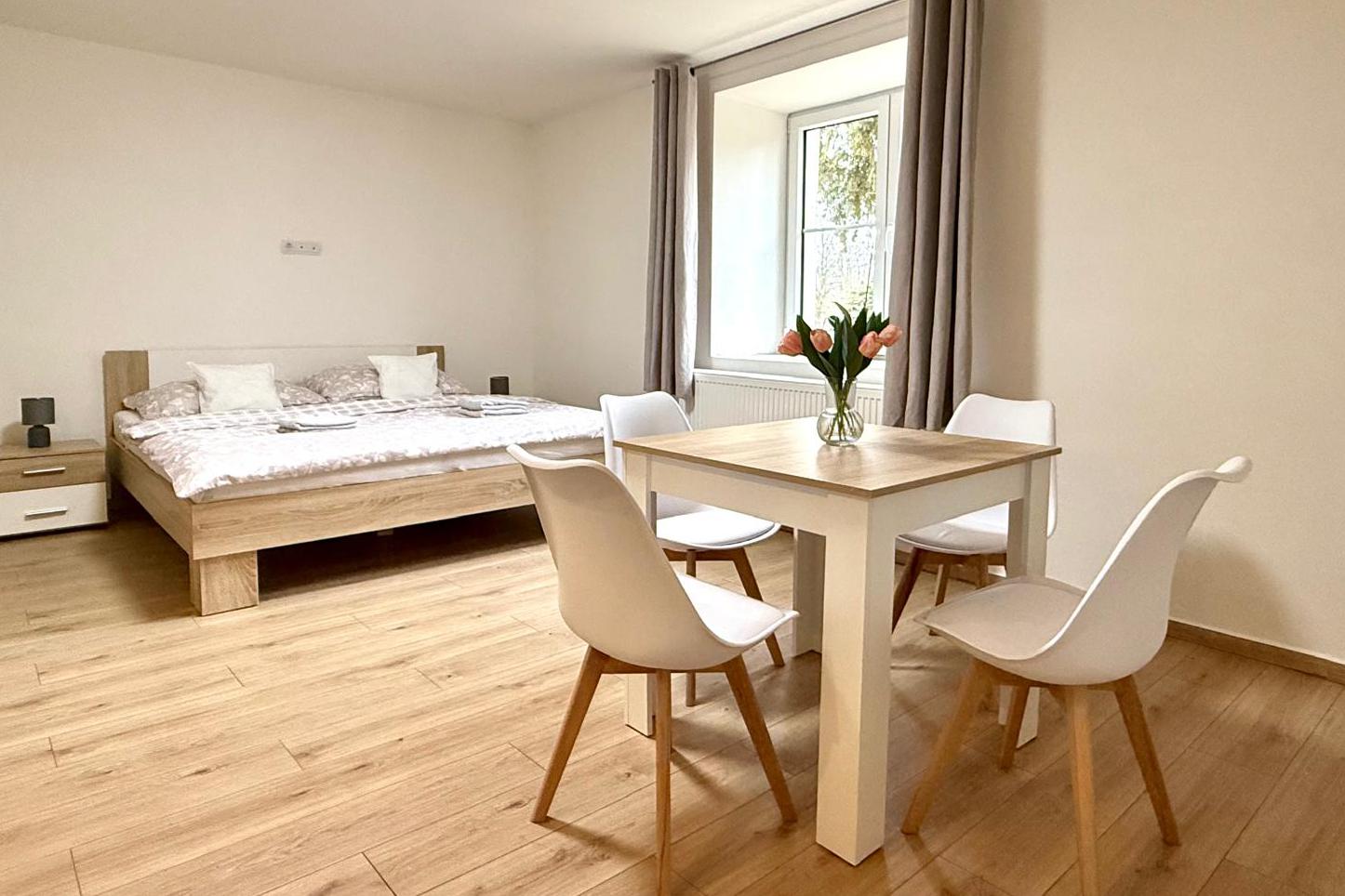 Apartmány Hostinec Mníšek