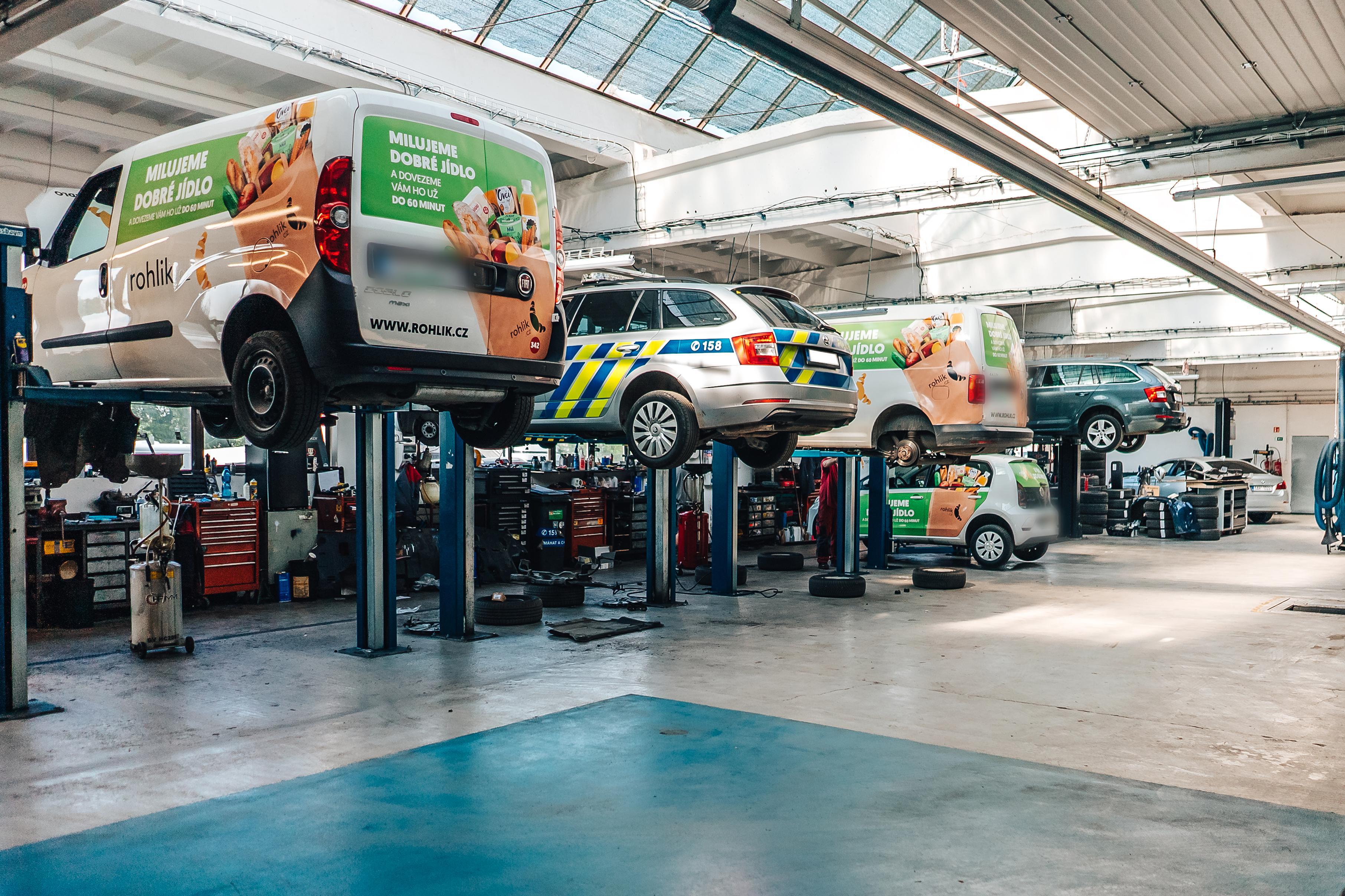 AUTOSERVIS Papoušek