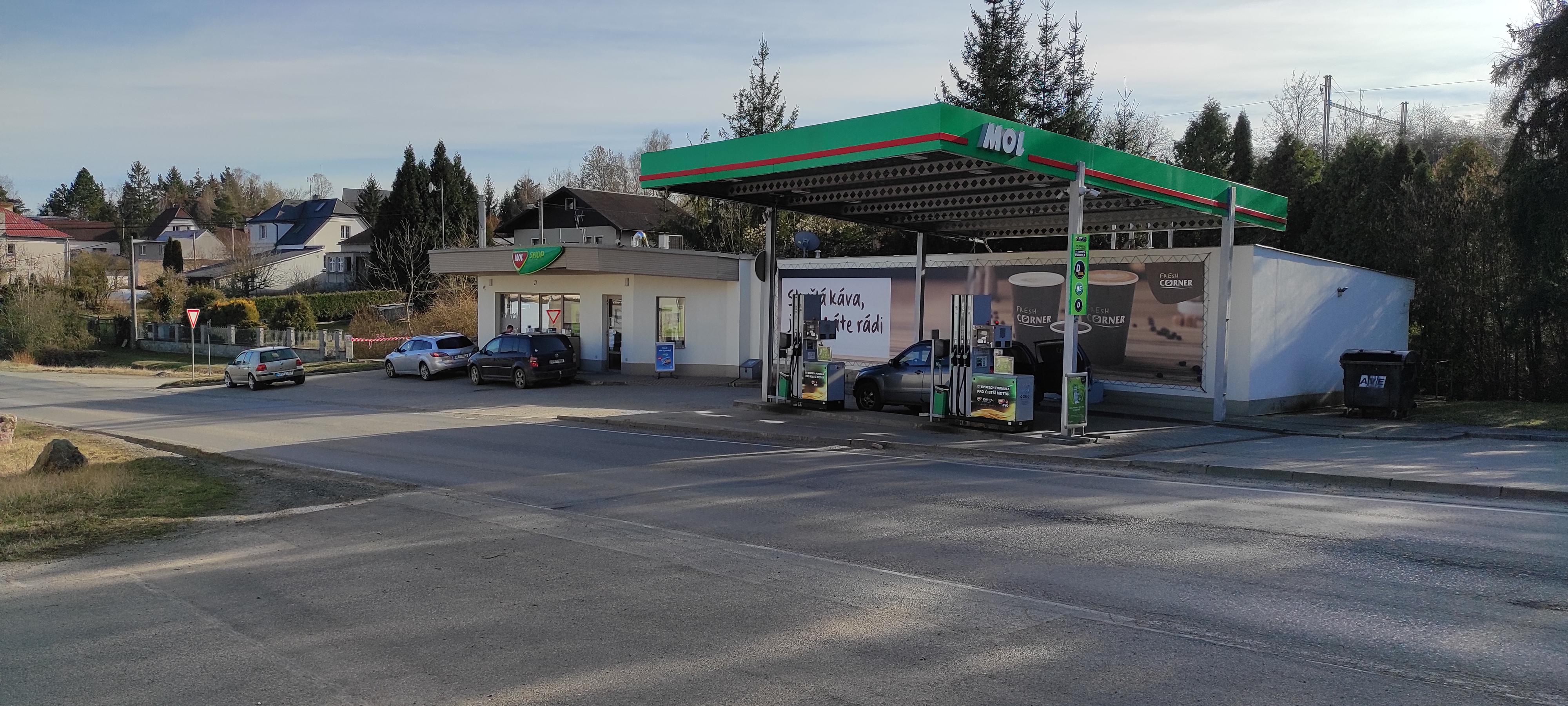 MOL foto 6