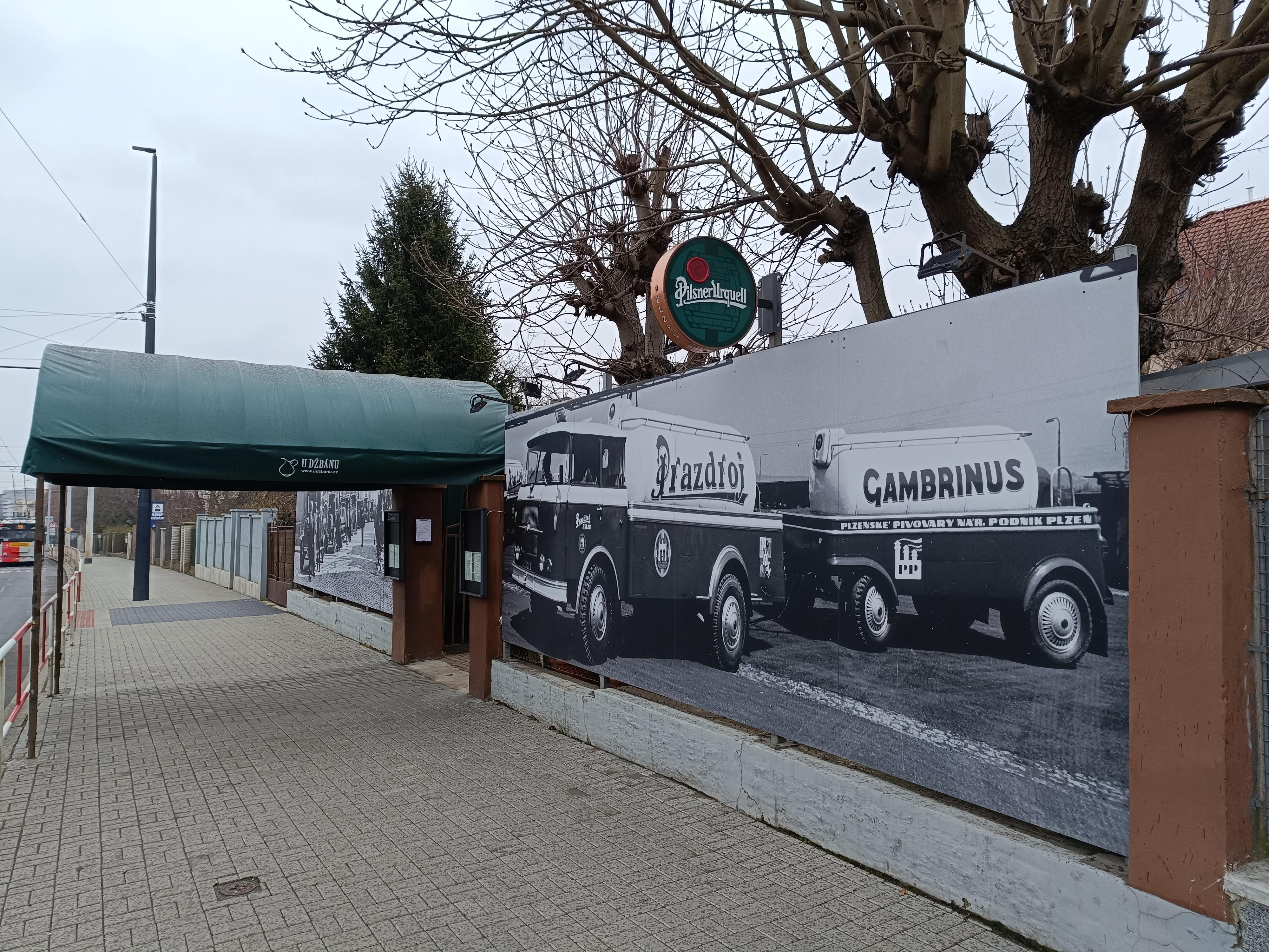 Restaurace U Džbánu foto 3