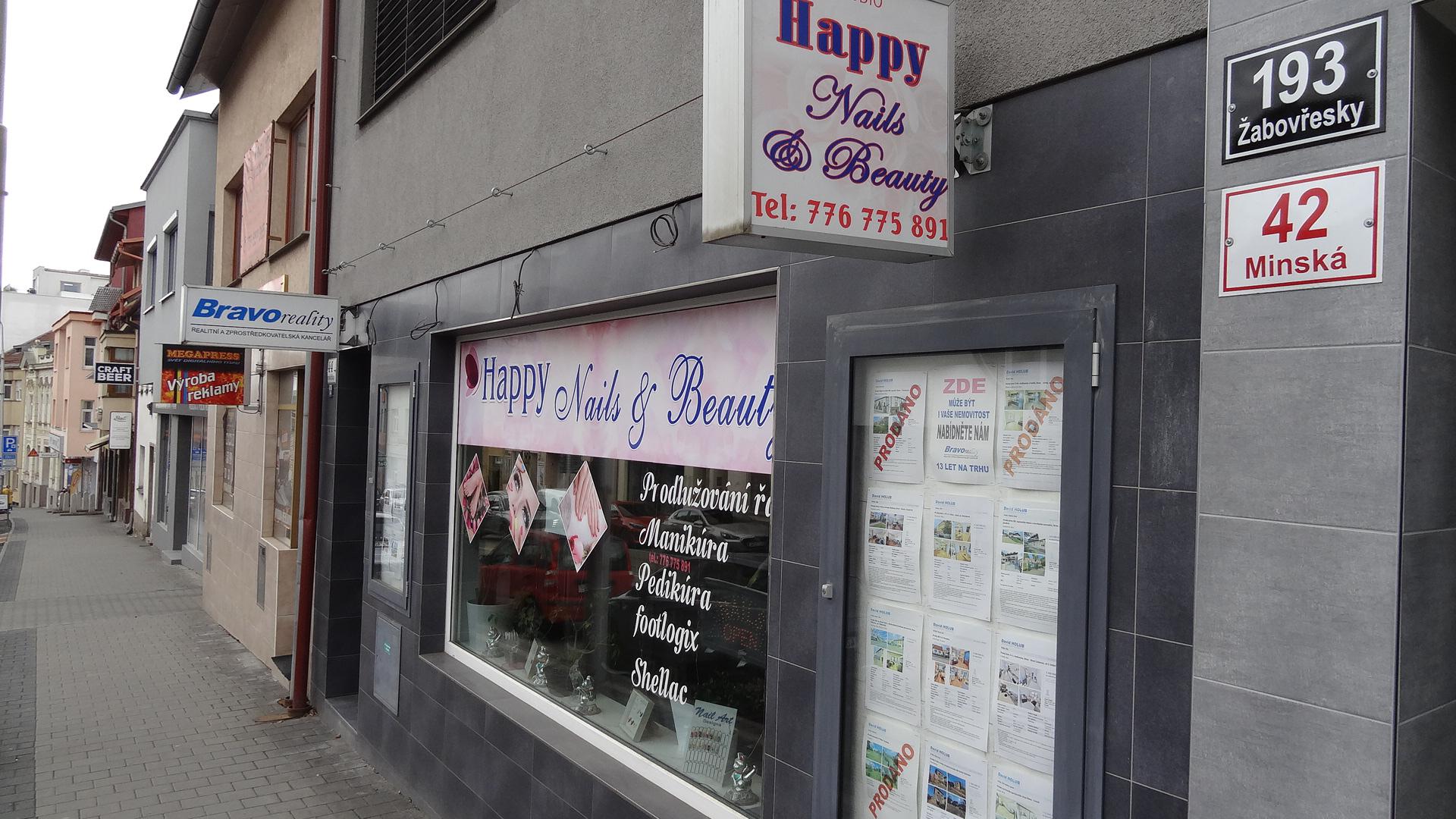 Nail Studio – Thai Viet foto 2