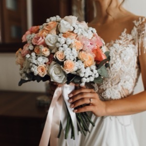 Prodej svatebních kytic a dekorací