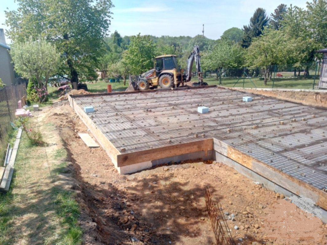 Výkopové práce Leona Hlocká foto 3