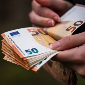 Online credit and loans