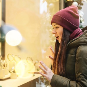 Aranžování výloh a výzdoba interiérů