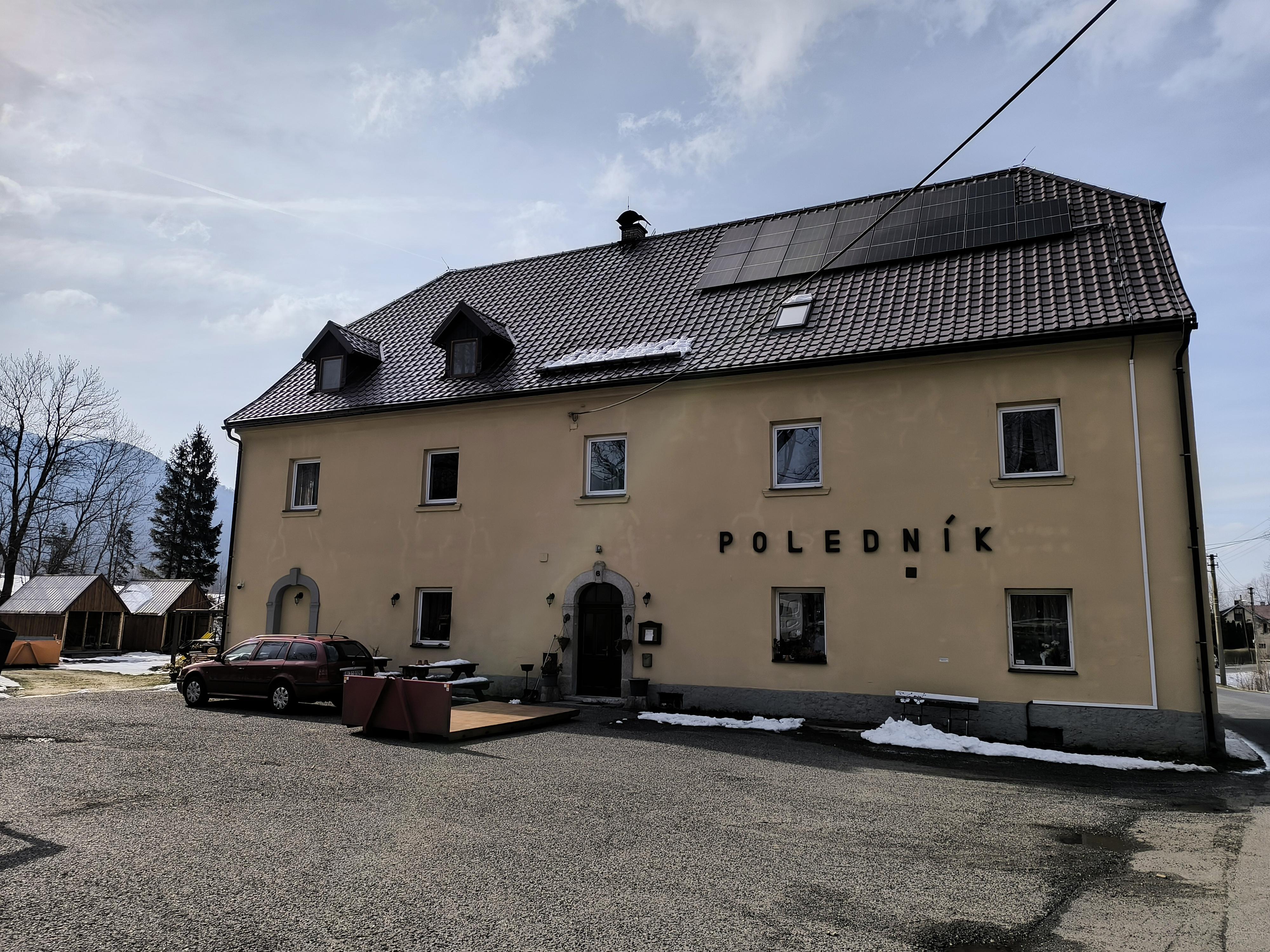 Víkendová pivnice  Poledník