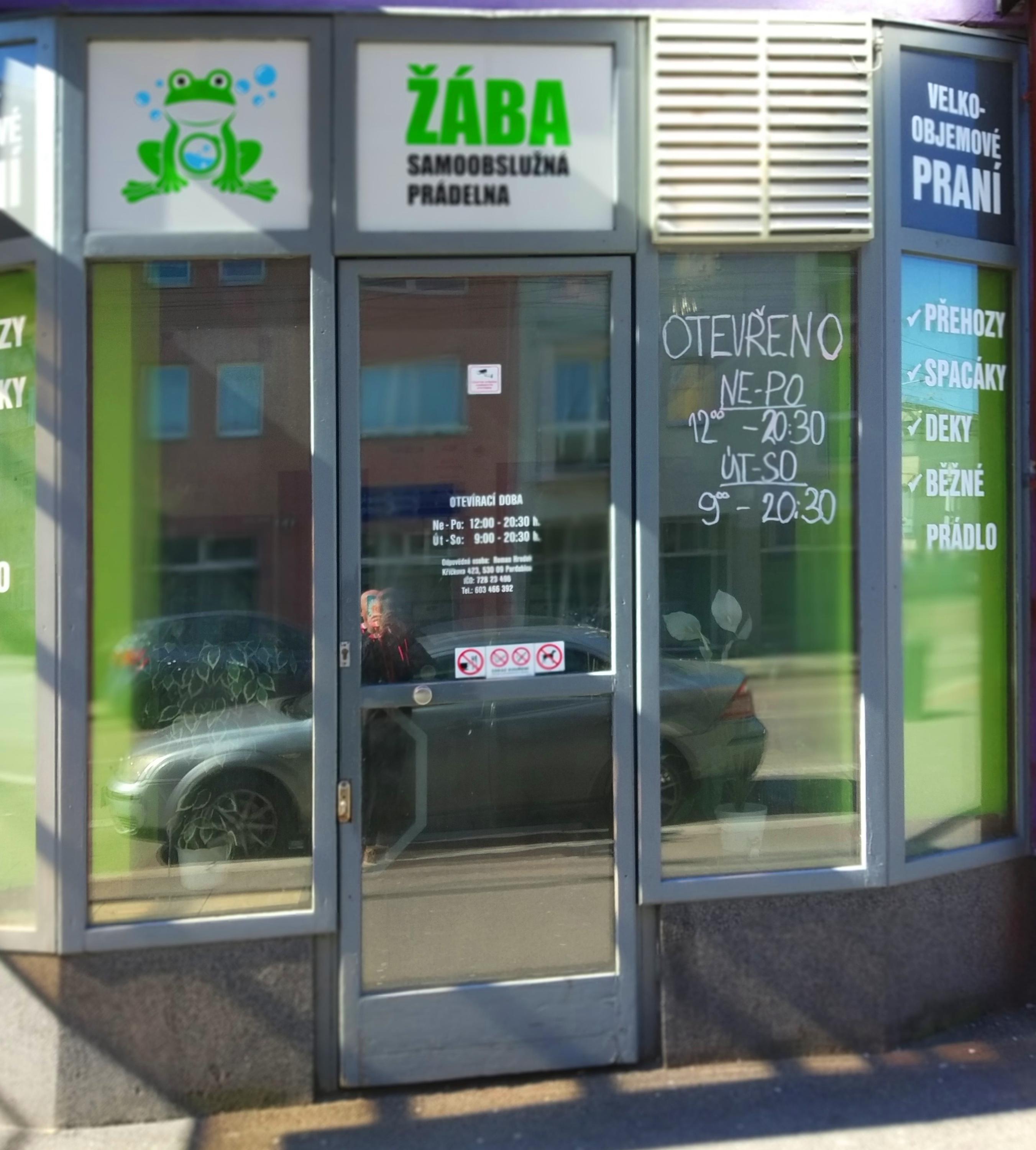 ŽÁBA samoobslužná prádelna foto 3
