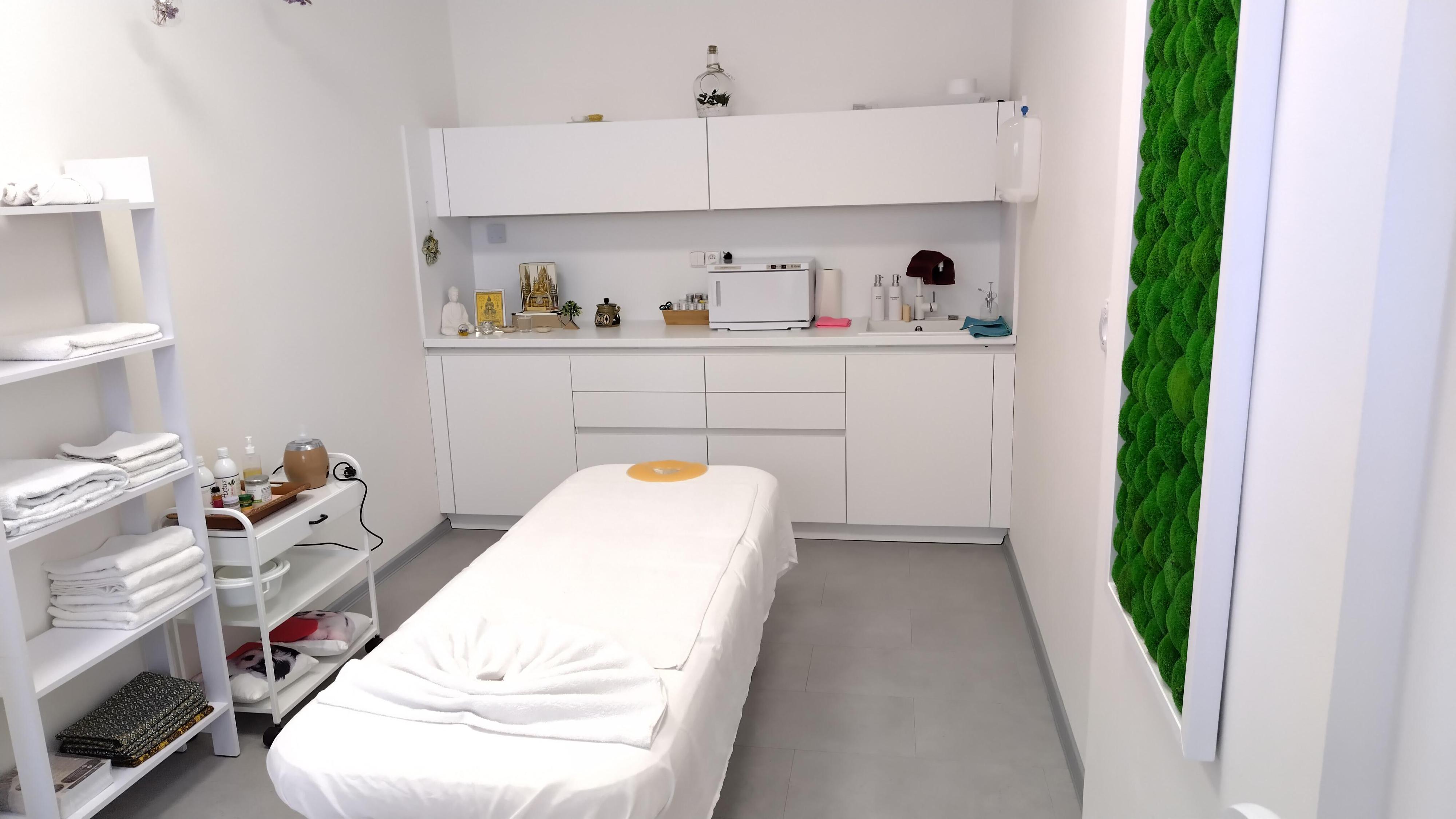 Thai massage - Thajské masáže Ing. Miroslav Pulkrábek