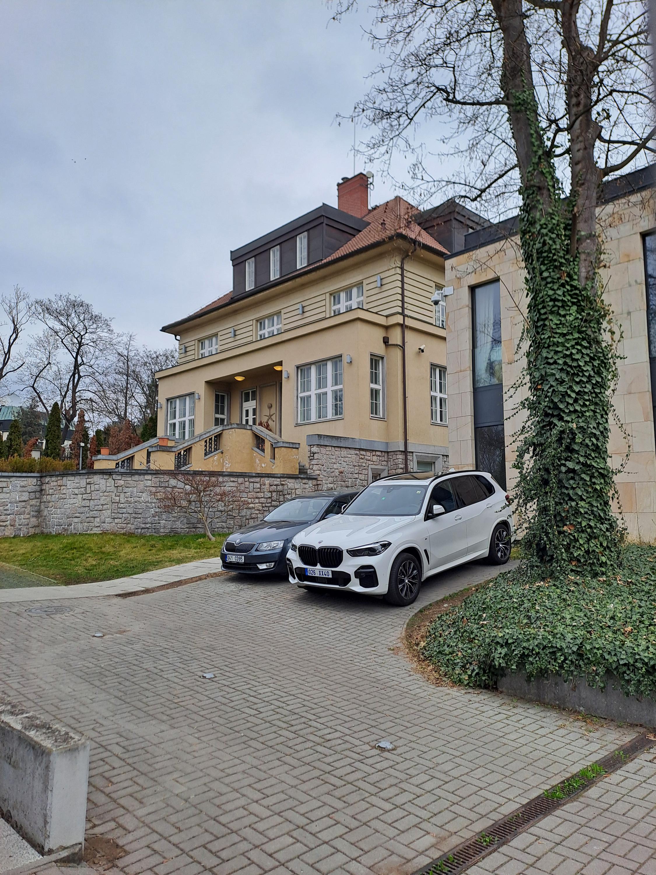 Saúdská Arábie - Velvyslanectví Království Saúdské Arábie foto 3