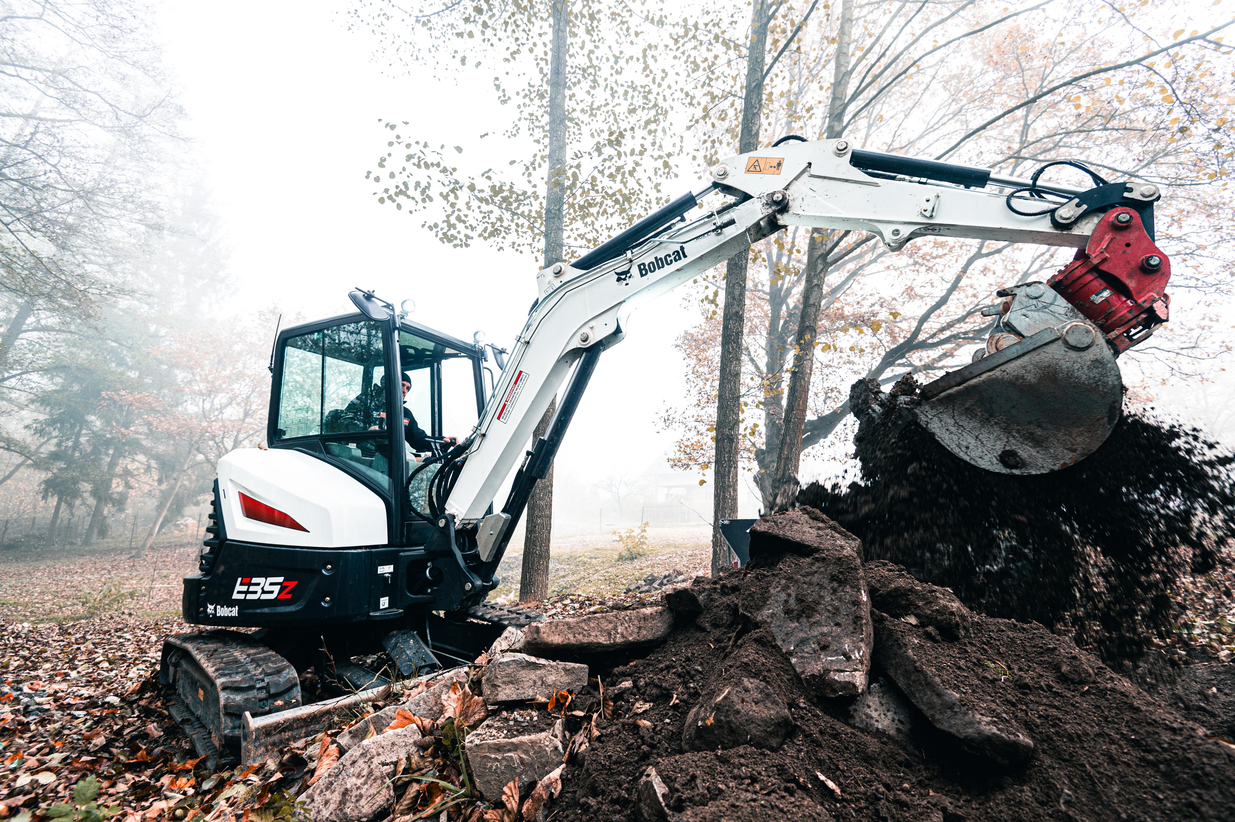 Richard Mošna - zemní a stavební práce