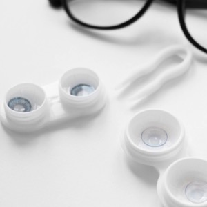 Online sellers of contact lenses