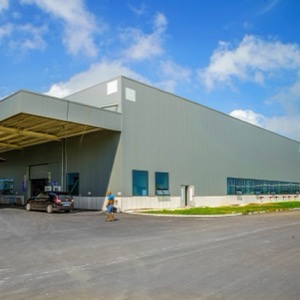 Opláštění budov a hal