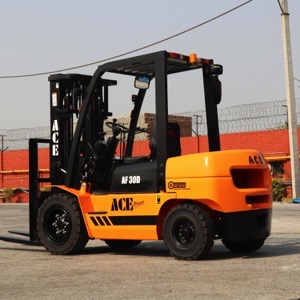 Prodej dopravní a manipulační techniky