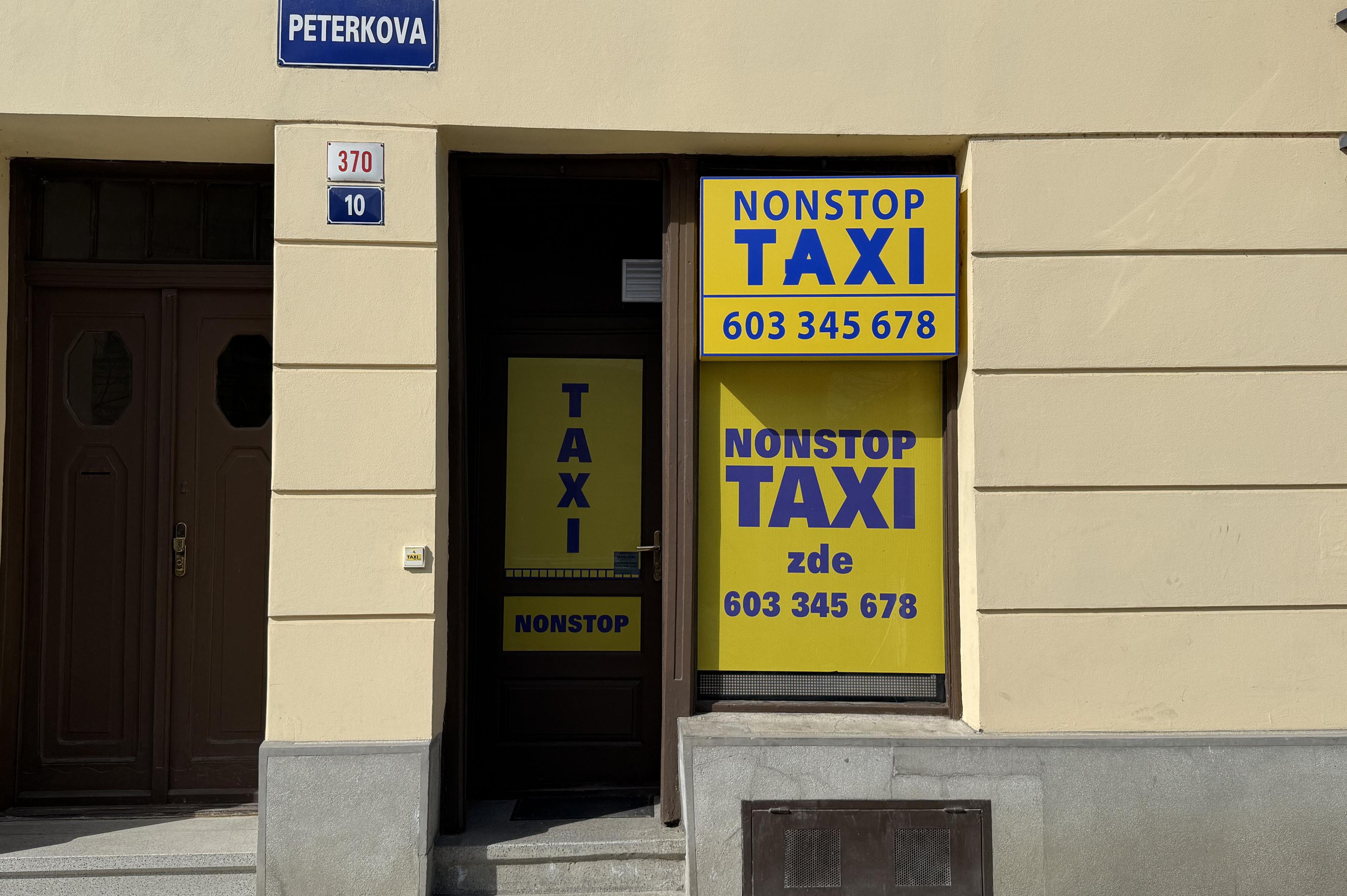 Profi taxi Svinov foto 1