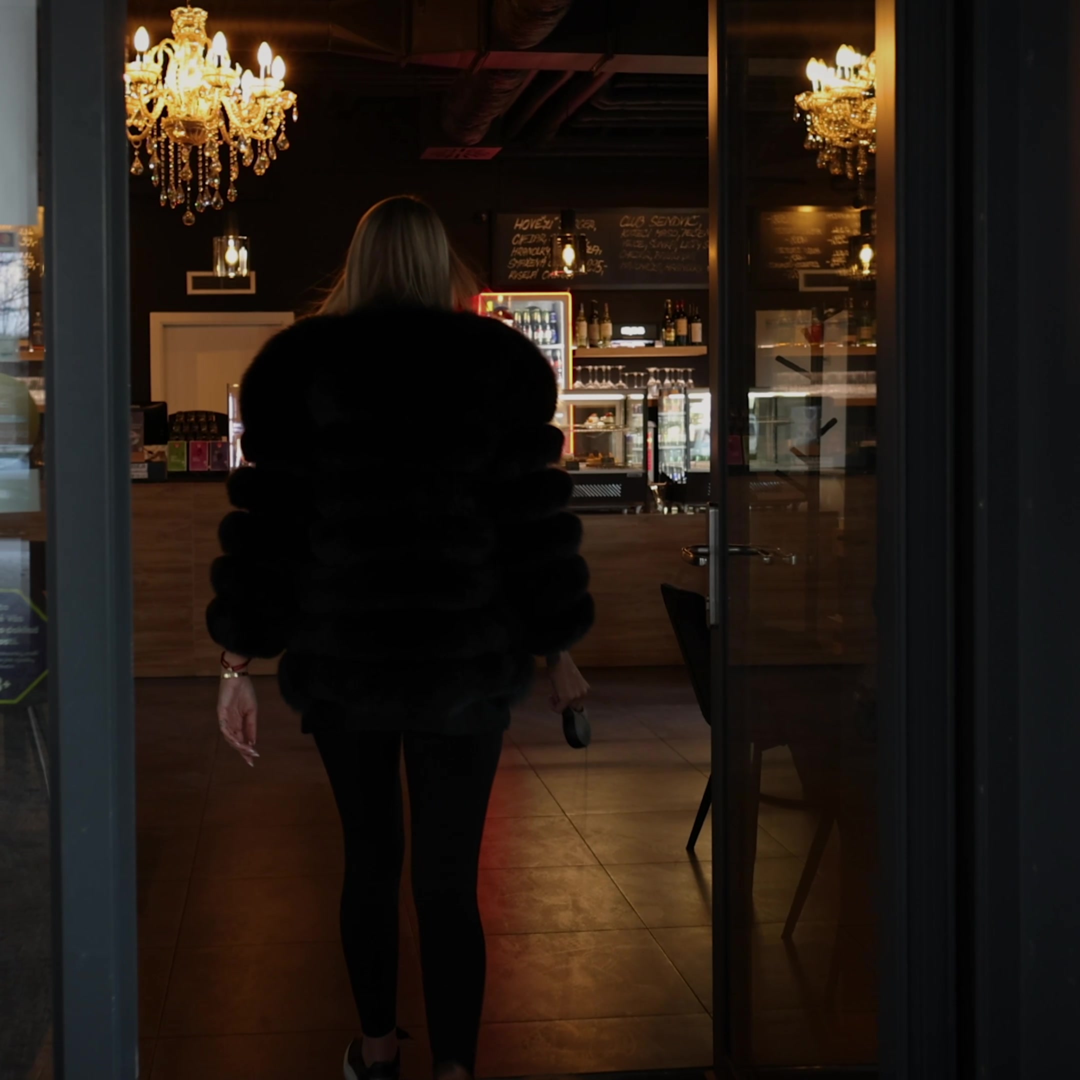 Café Prosek foto 2 (náhled videa)