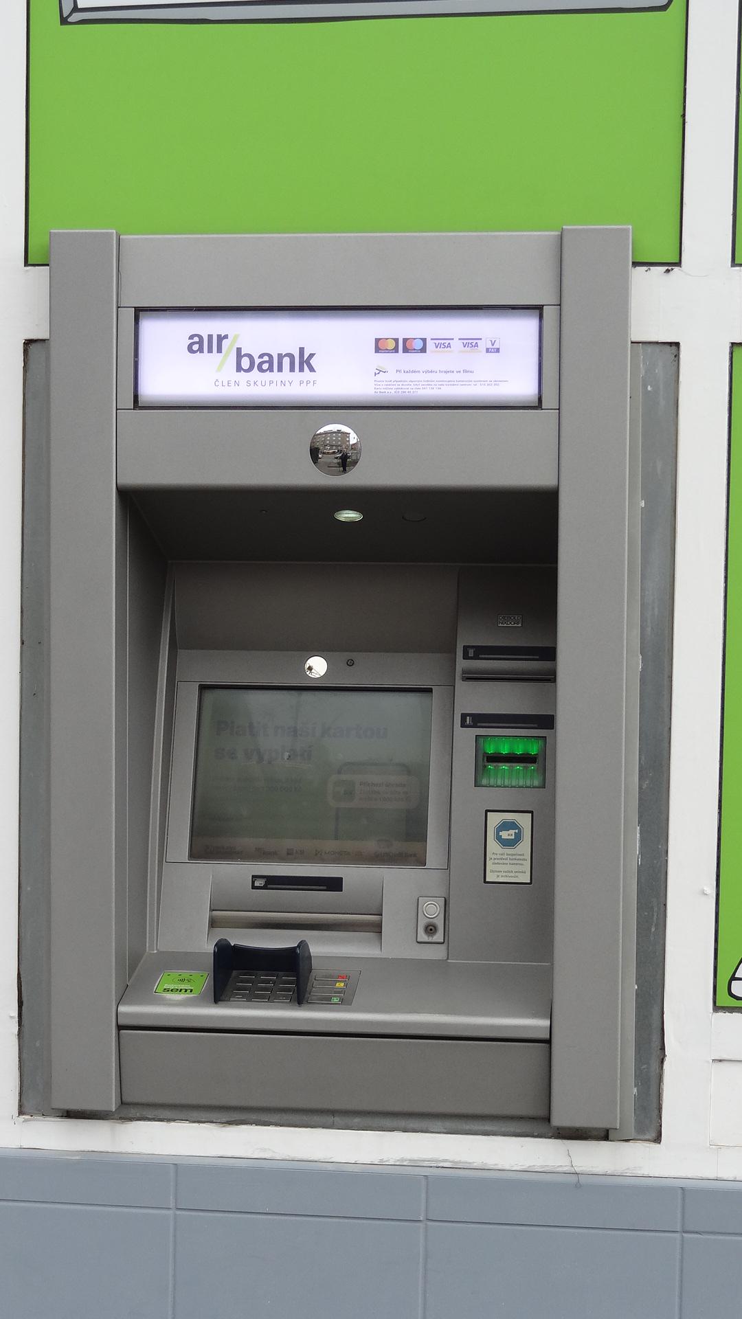 Bankomat Air Bank foto 3