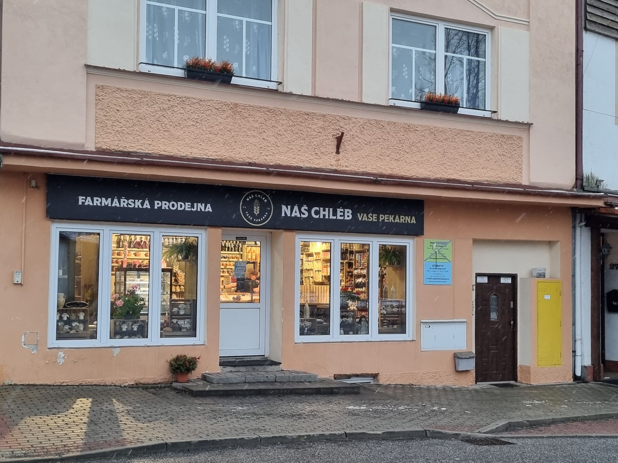 NÁŠ CHLÉB foto 2