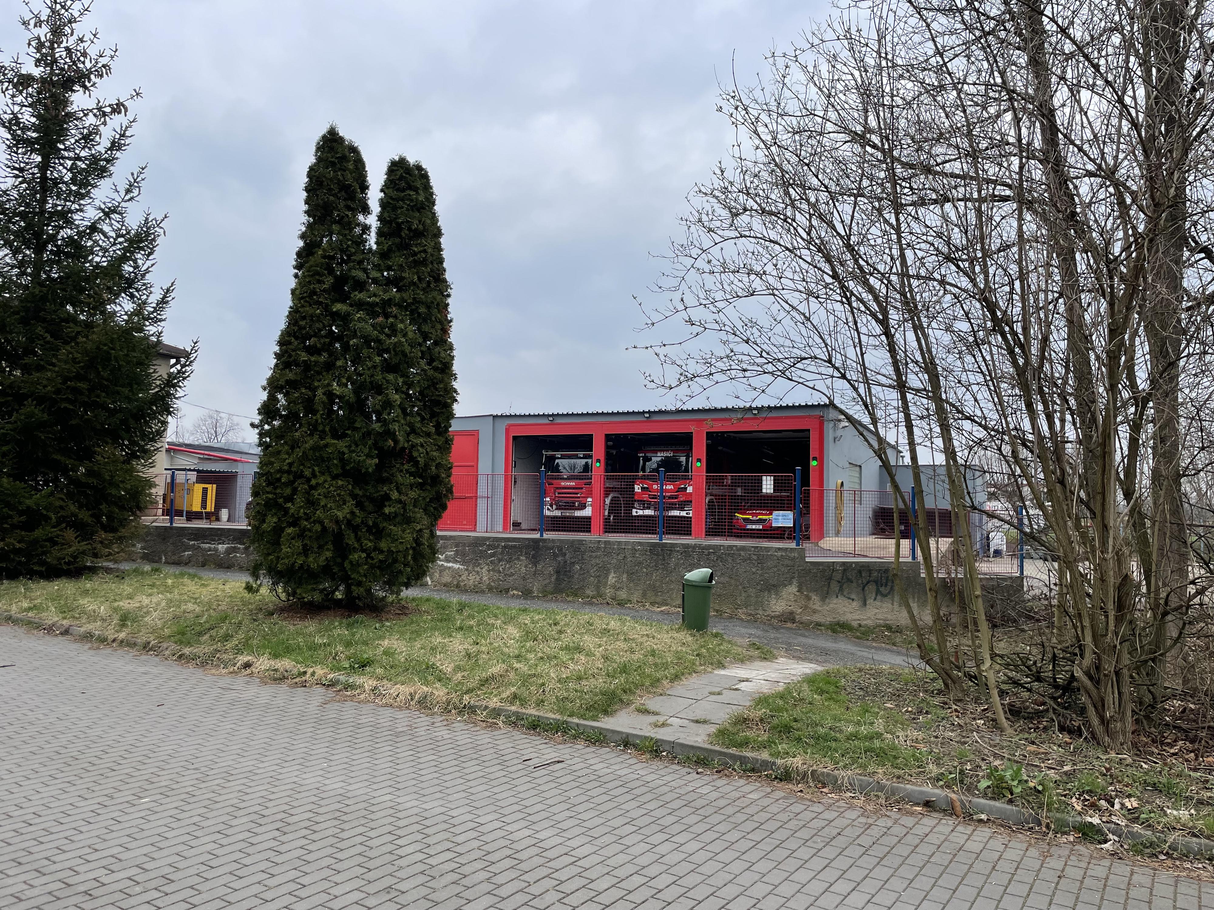Hasičský záchranný sbor Středočeského kraje - Hasičská stanice Roztoky u Prahy foto 2
