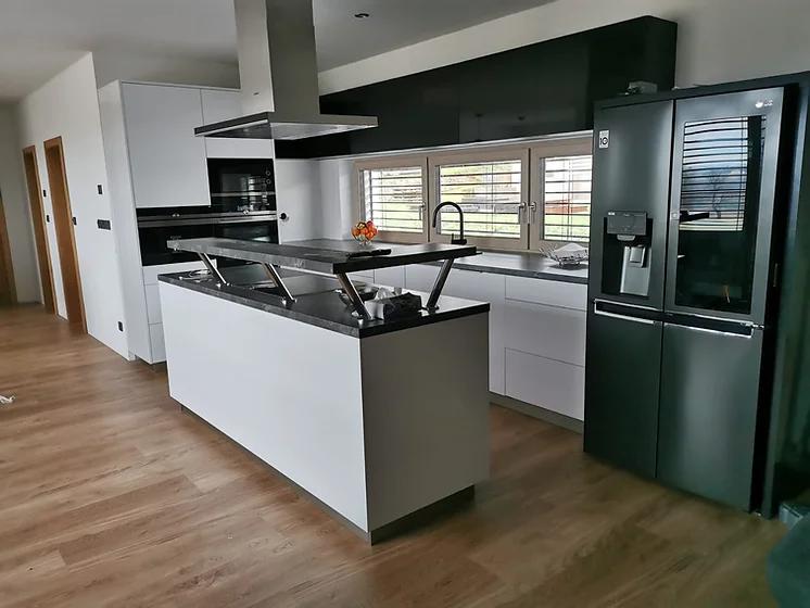 Truhlárna Starý a synové s.r.o. foto 1