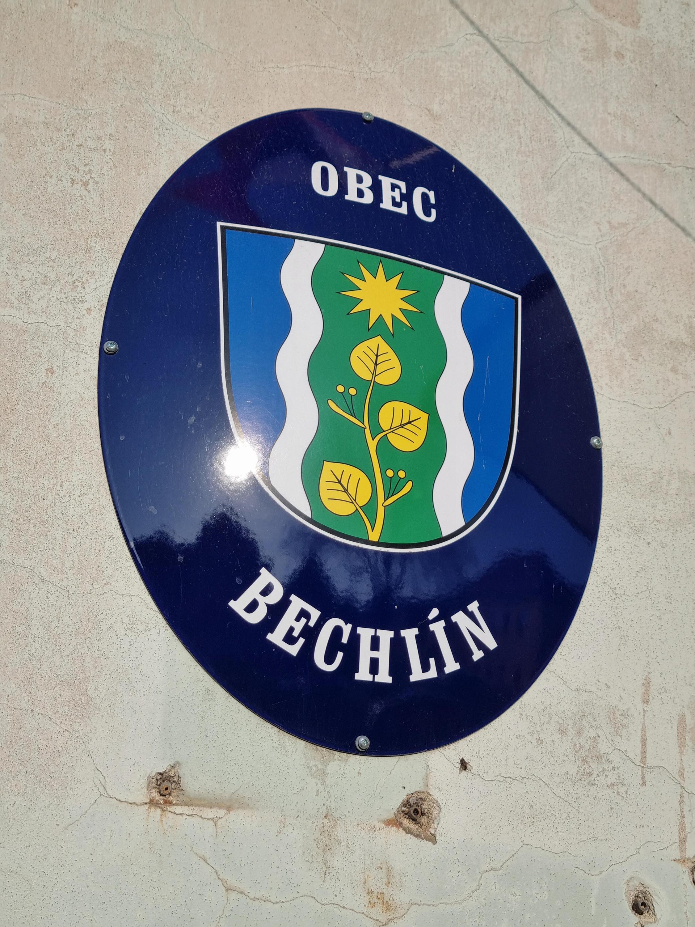 Bechlín - obecní úřad foto 2