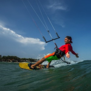 Kurzy kiteboardingu a snowkitingu