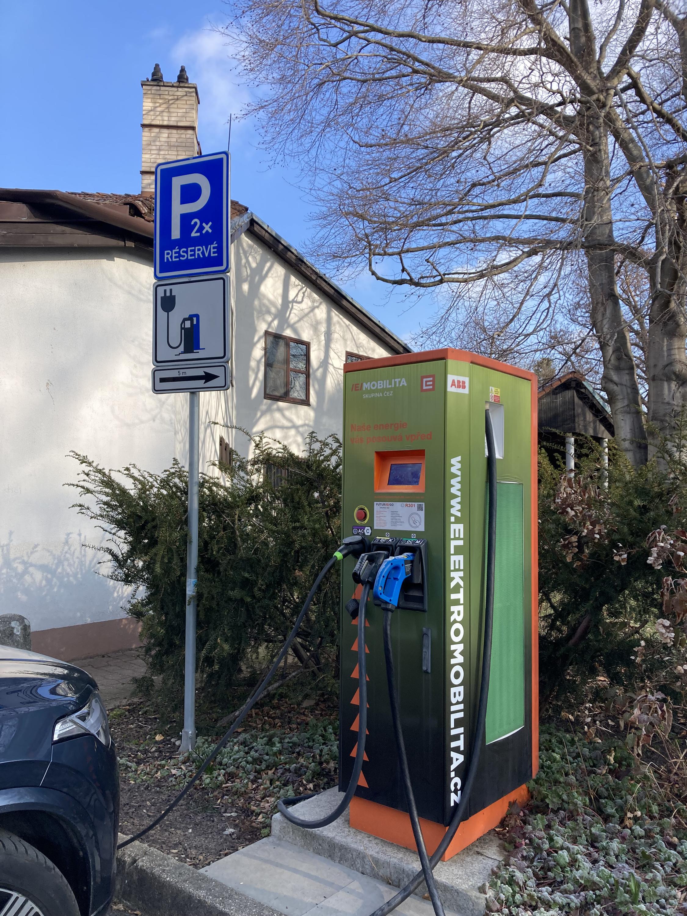 Nabíjecí stanice ČEZ foto 4
