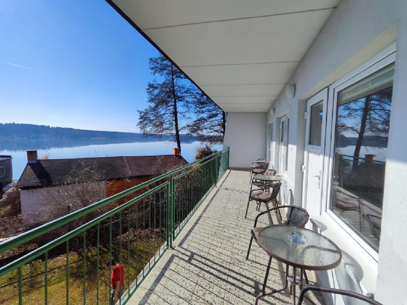 Ubytování - Yacht Club Bezdrev foto 3