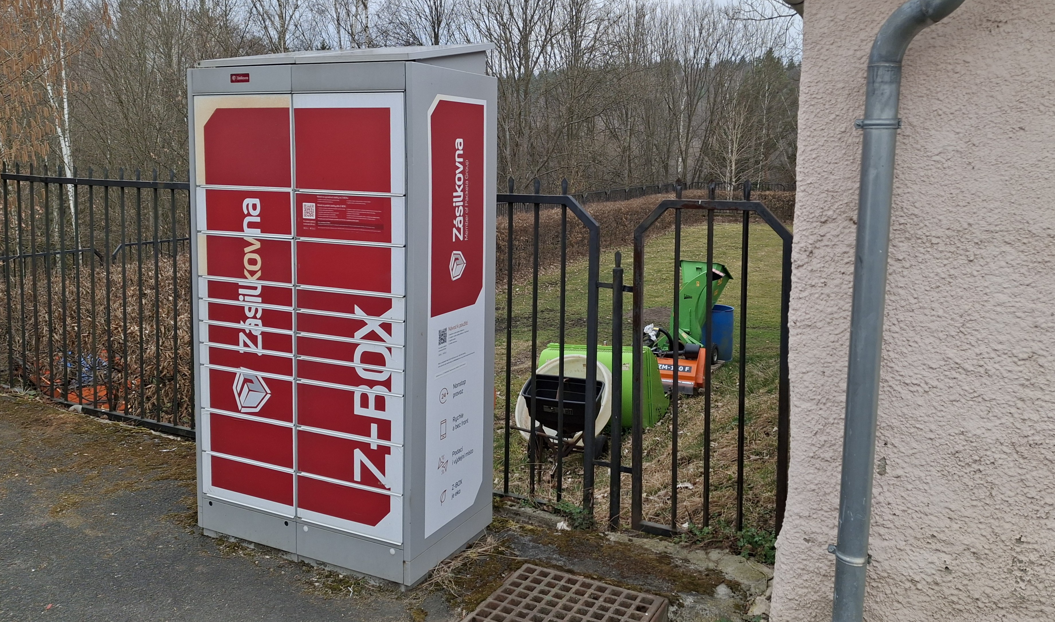 Z-BOX