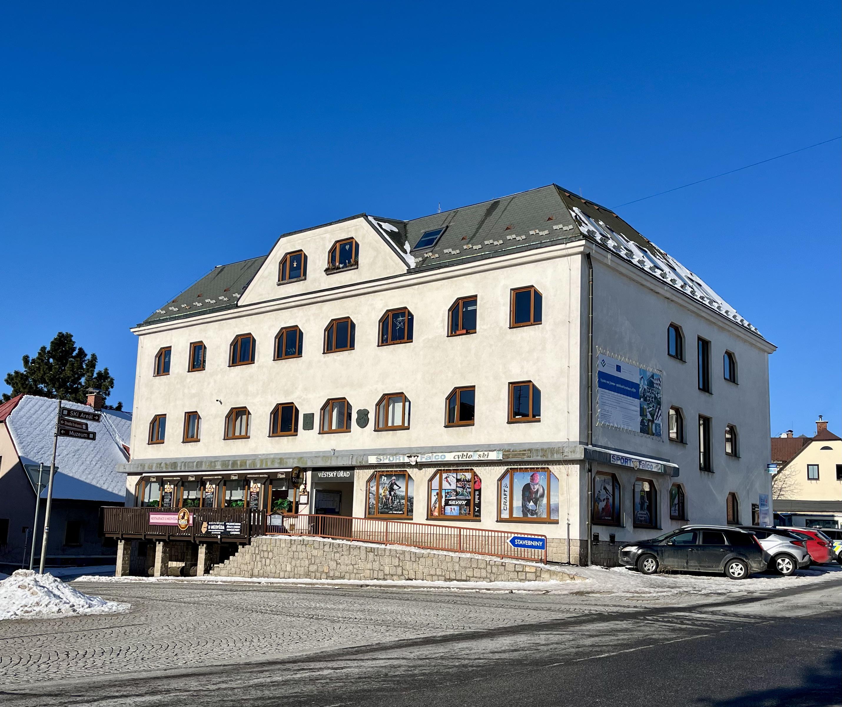 Město Vysoké nad Jizerou - obecní úřad foto 6