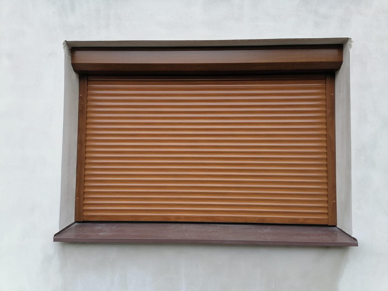 Rolstín - Stínící technika a vrata foto 6