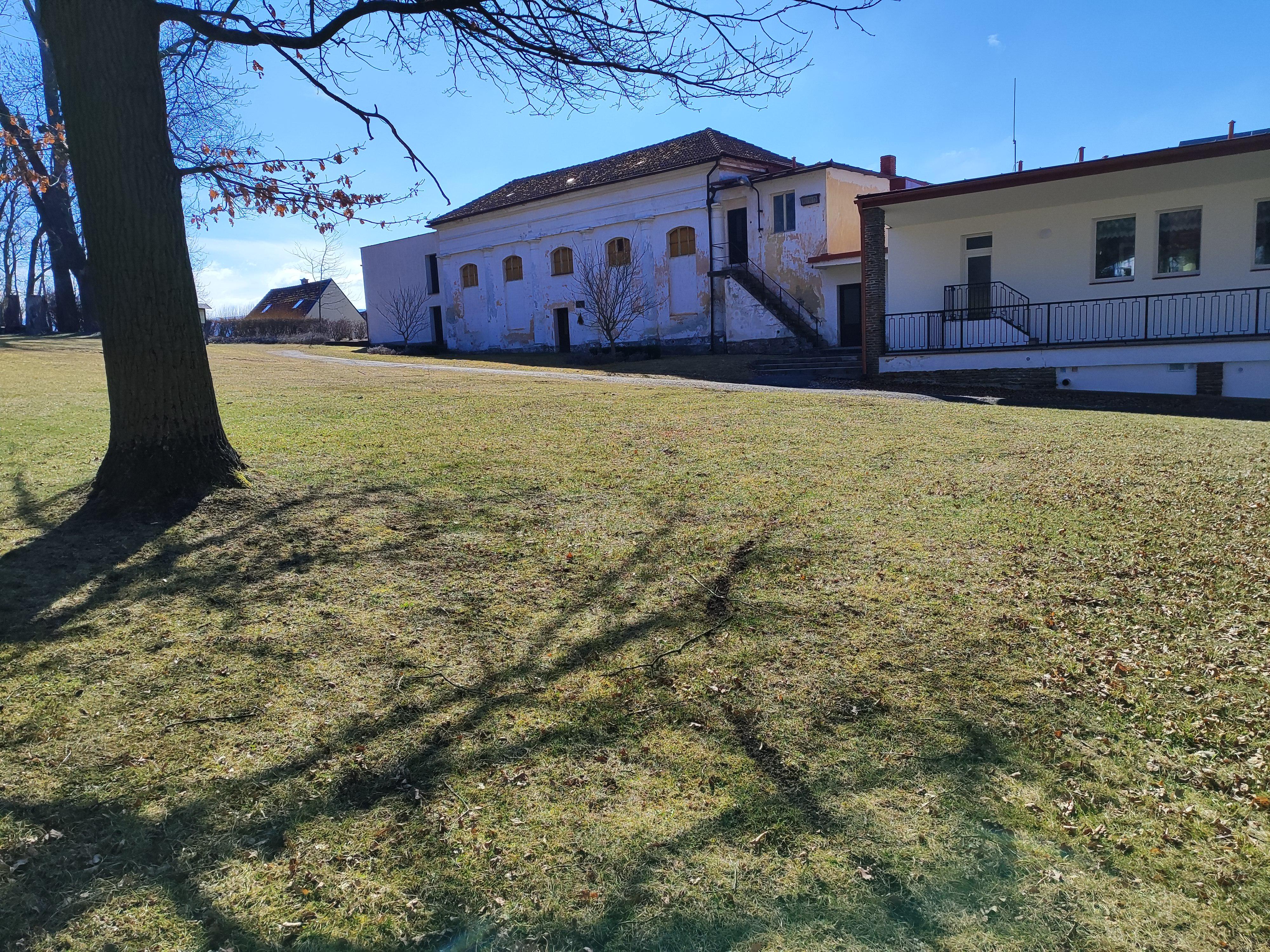 Žihobecké divadlo J.K.Tyla foto 2