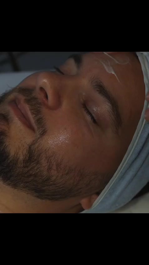 Unisex Beauty Salon foto 2 (náhled videa)