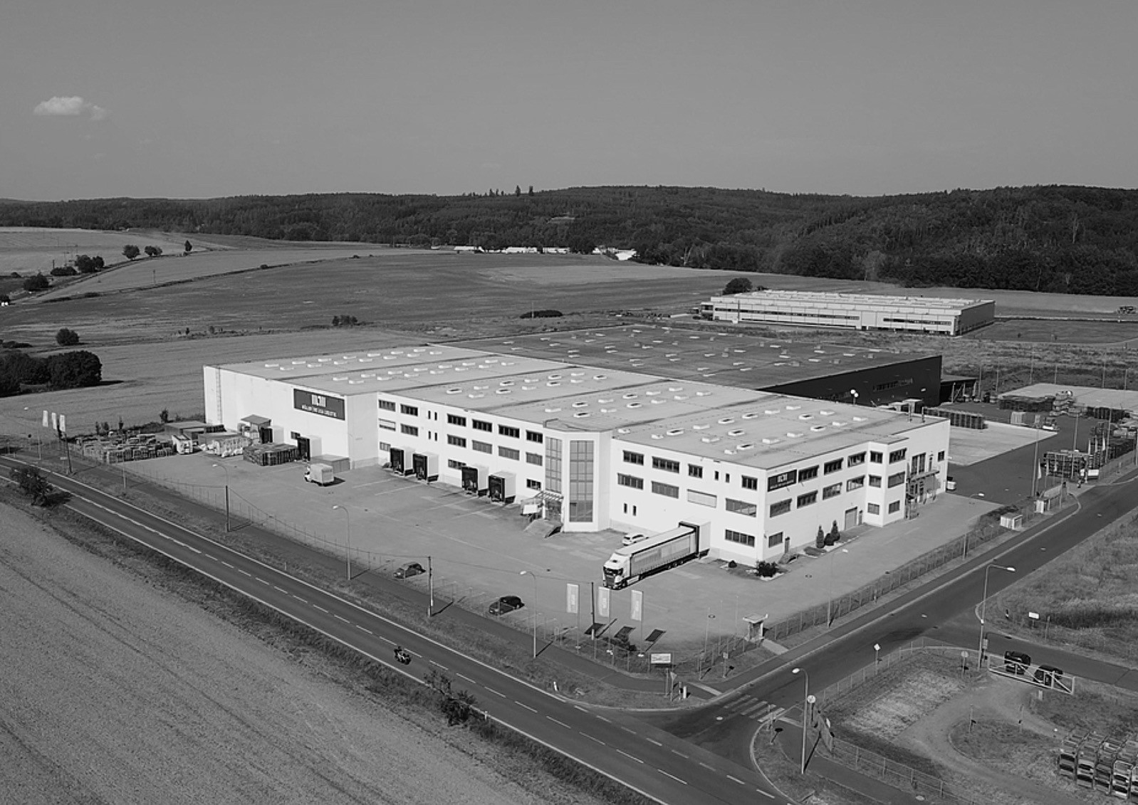 Müller-Die lila Logistik Česká k.s. foto 2