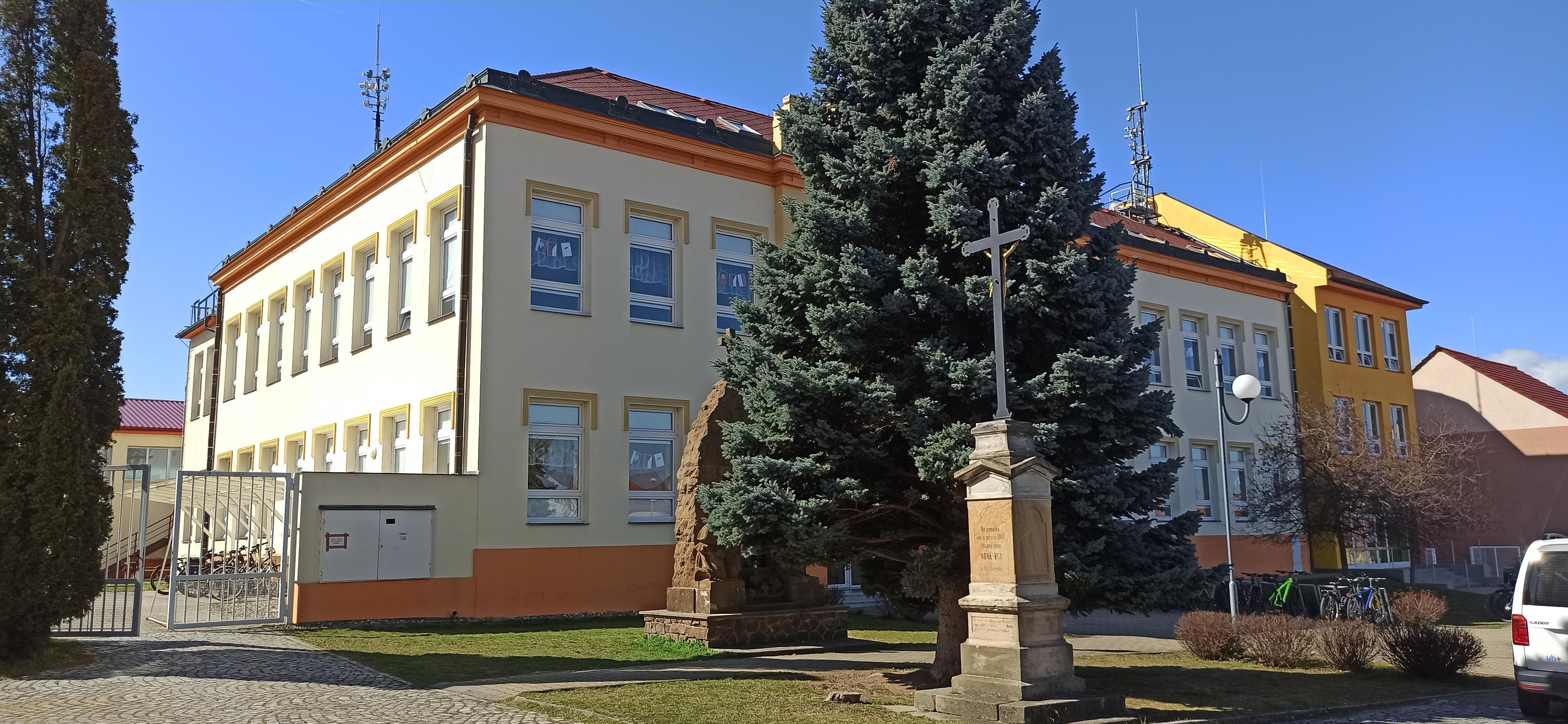 ZŠ Ostrožská Nová Ves foto 3