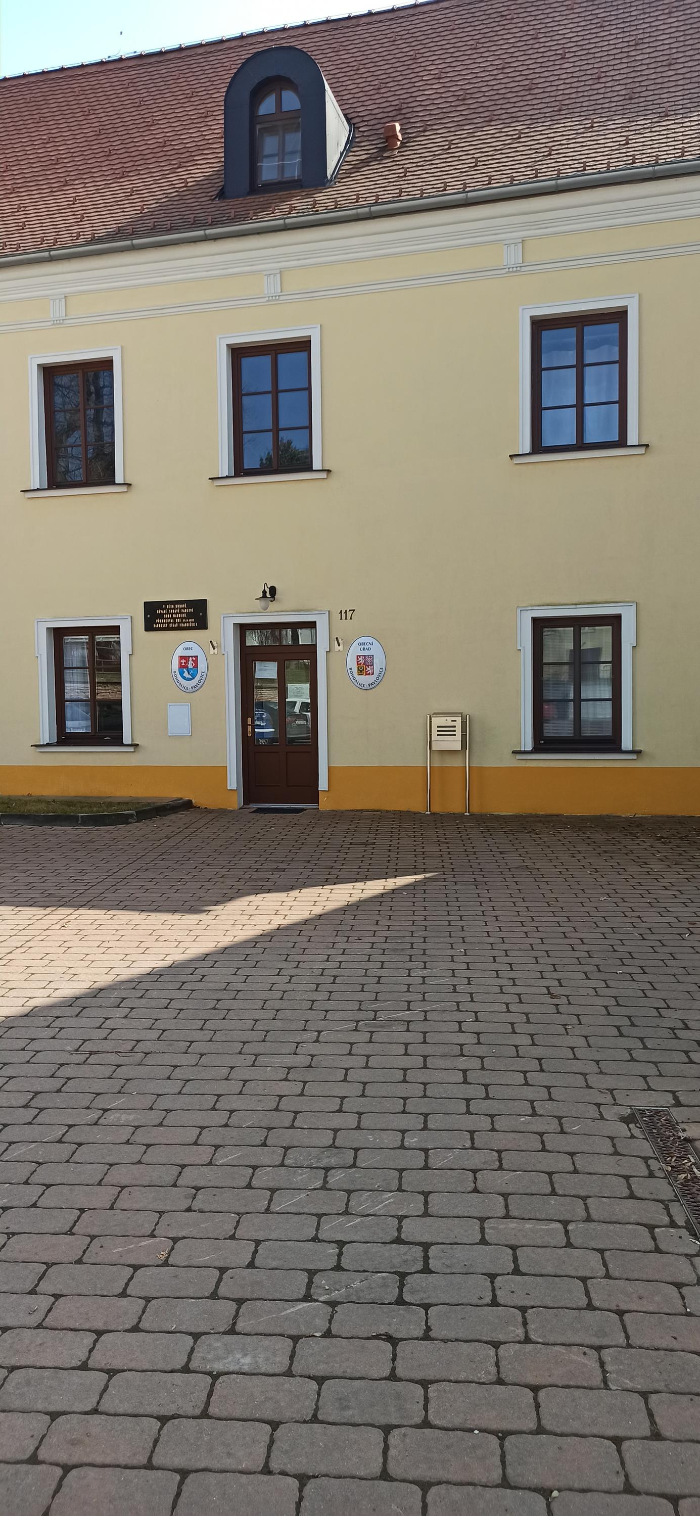 Bohdalice - Pavlovice - obecní úřad foto 3
