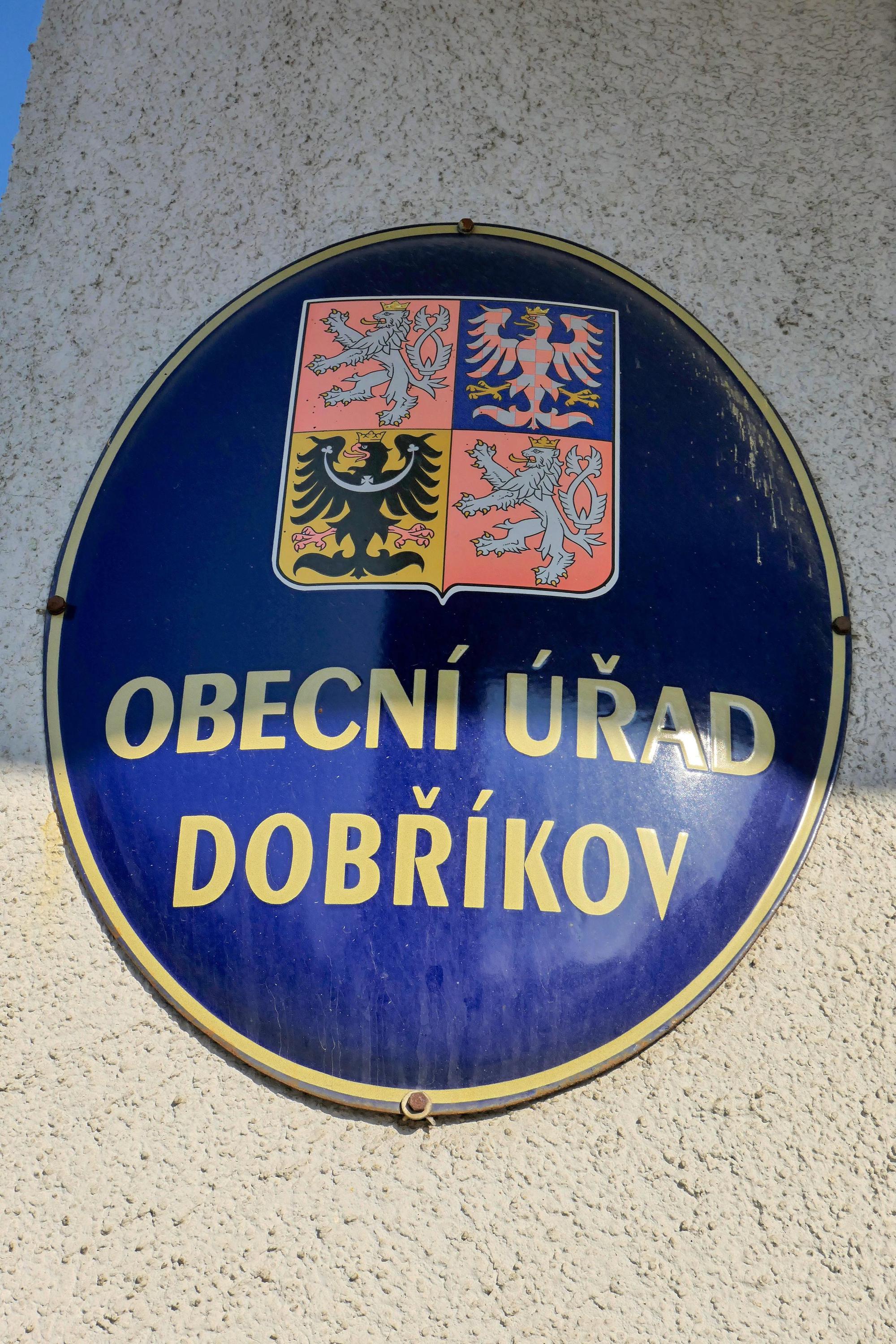 Dobříkov - obecní úřad foto 4