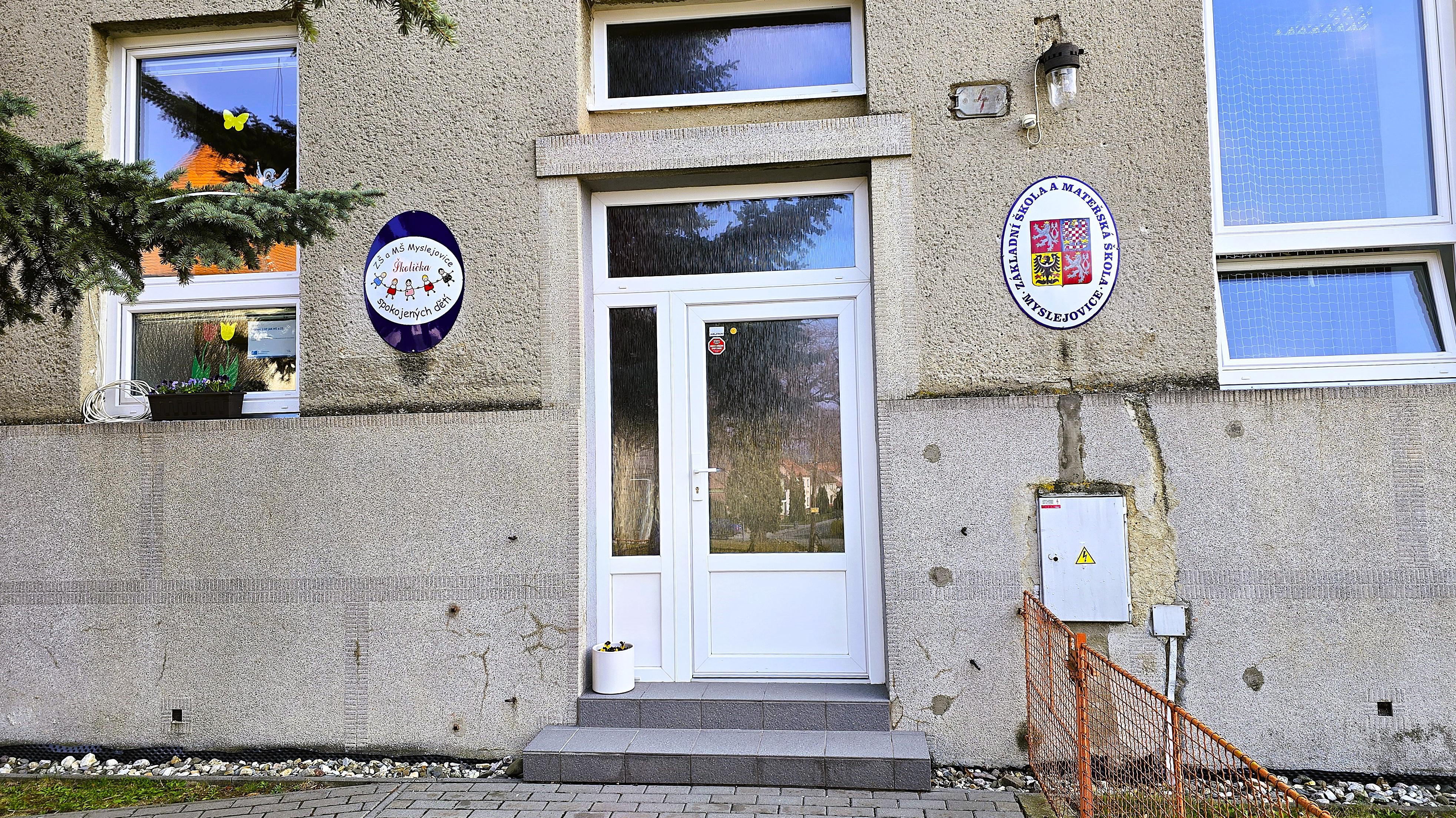 ZŠ a MŠ Myslejovice foto 4