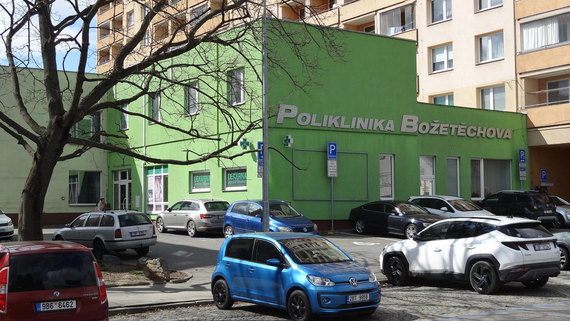 LÉKÁRNA U ZLATÉ HUSY foto 3