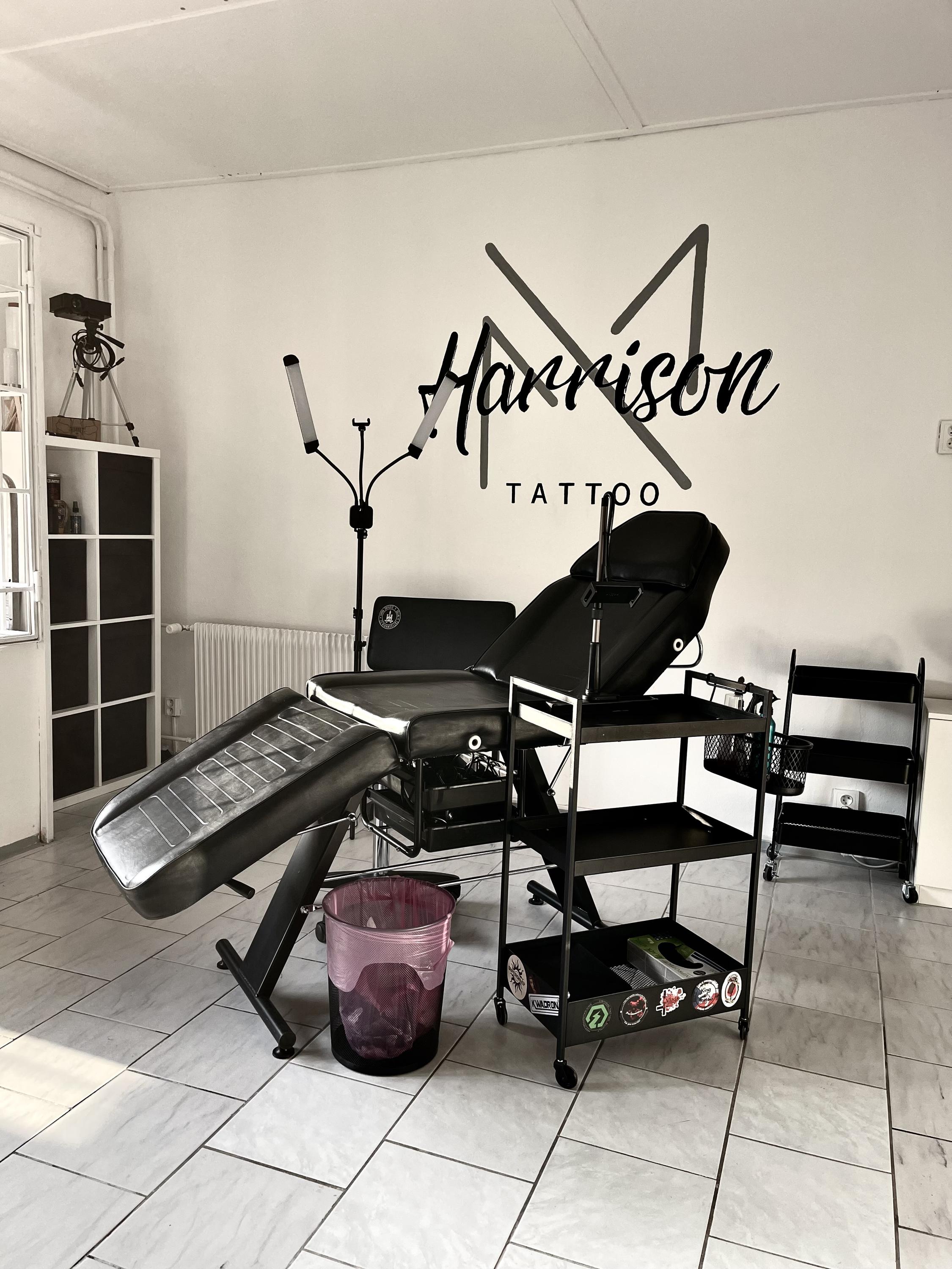 HARRISON TATTOO foto 4