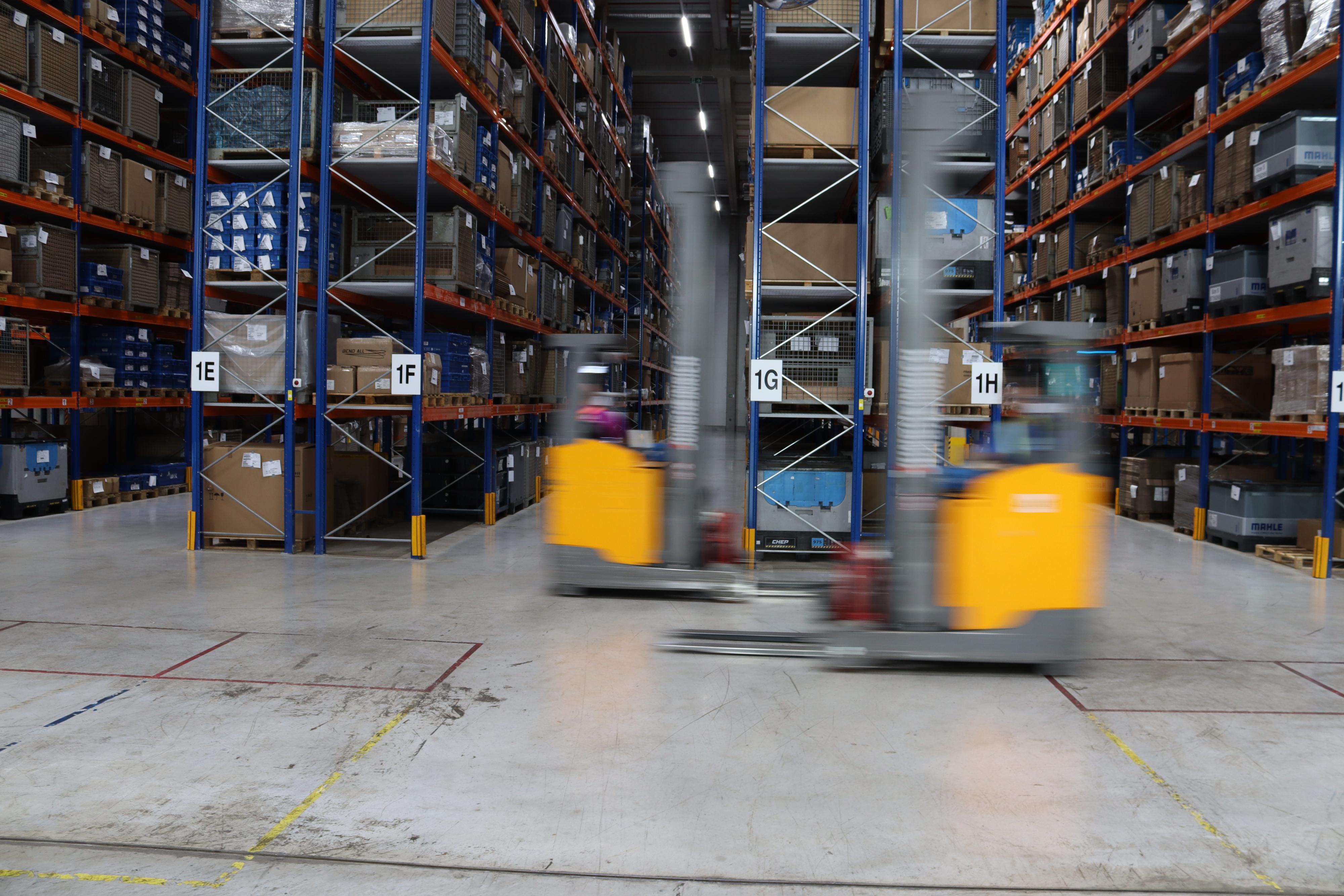 Müller-Die lila Logistik Česká k.s. foto 5