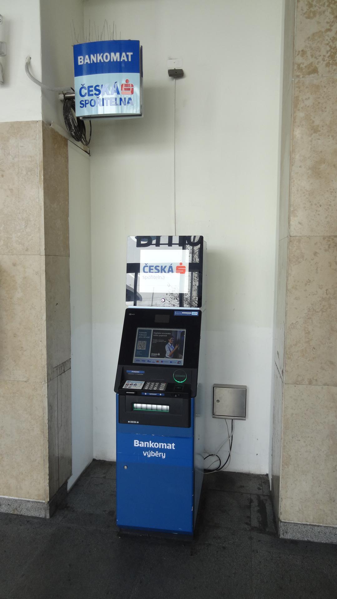 Bankomat České spořitelny foto 2