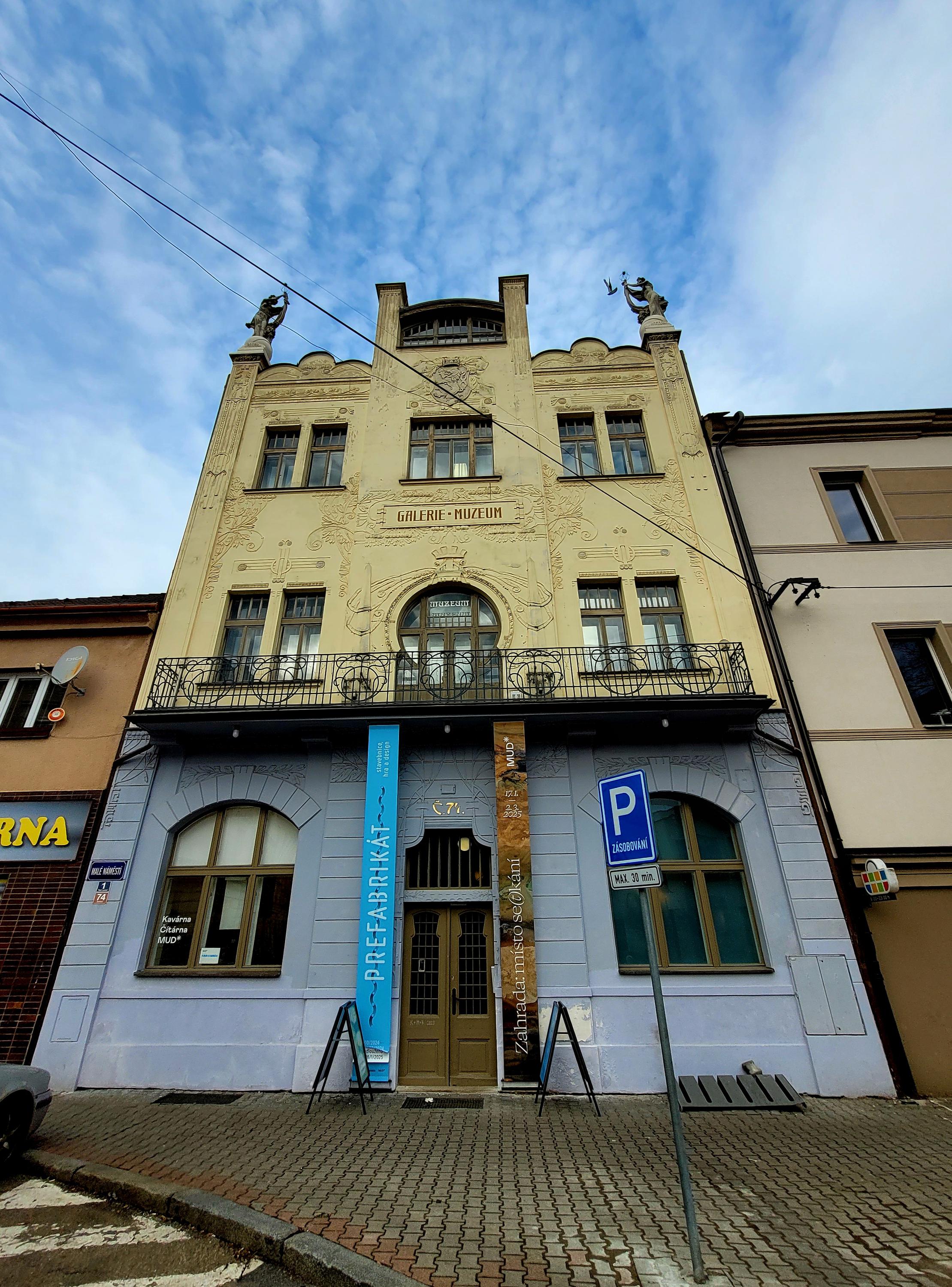 Muzeum umění a designu Benešov, příspěvková organizace foto 6